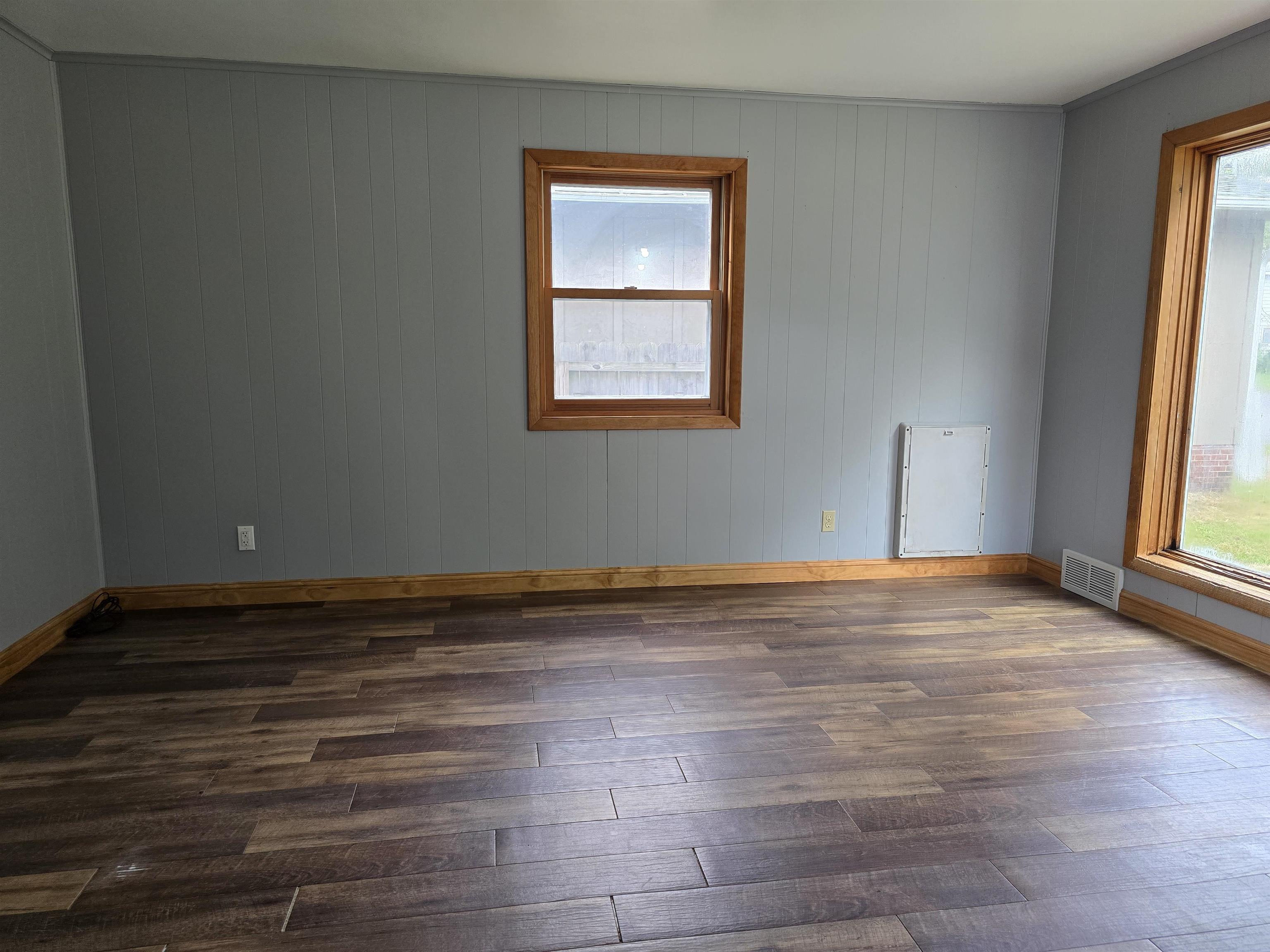 1206 S 8TH AVENUE, Wausau, Wisconsin 54401, 4 Bedrooms Bedrooms, ,1 BathroomBathrooms,Residential,For Sale,1206 S 8TH AVENUE,22603920