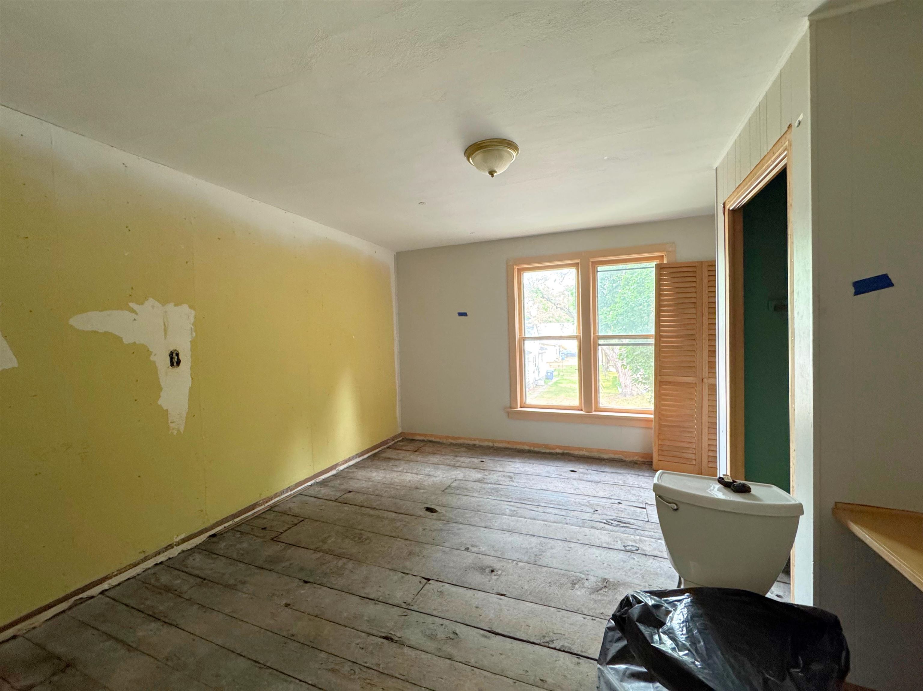 731 JACKSON STREET, Wausau, Wisconsin 54403, 5 Bedrooms Bedrooms, ,1 BathroomBathrooms,Residential,For Sale,731 JACKSON STREET,22603923