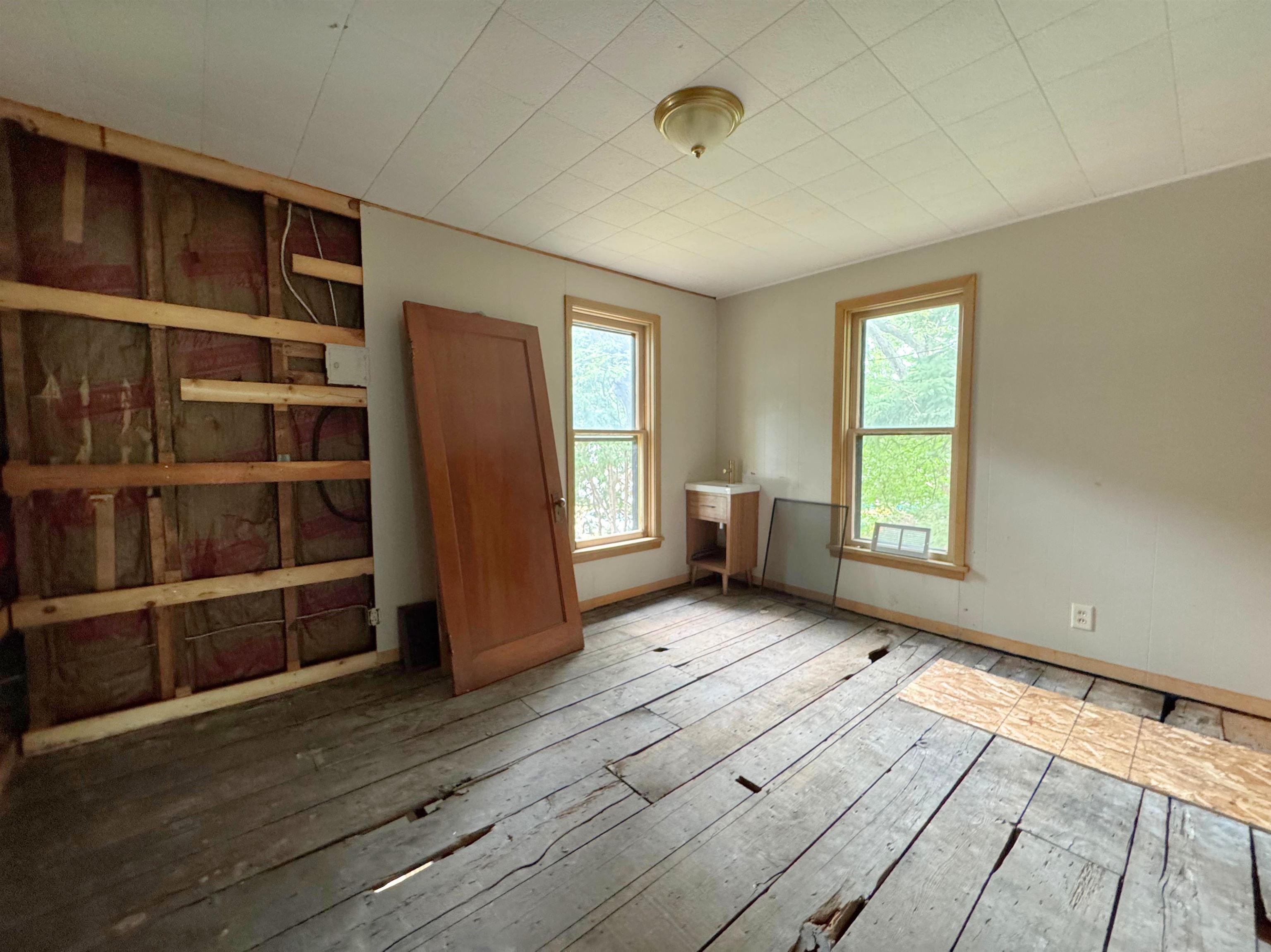 731 JACKSON STREET, Wausau, Wisconsin 54403, 5 Bedrooms Bedrooms, ,1 BathroomBathrooms,Residential,For Sale,731 JACKSON STREET,22603923
