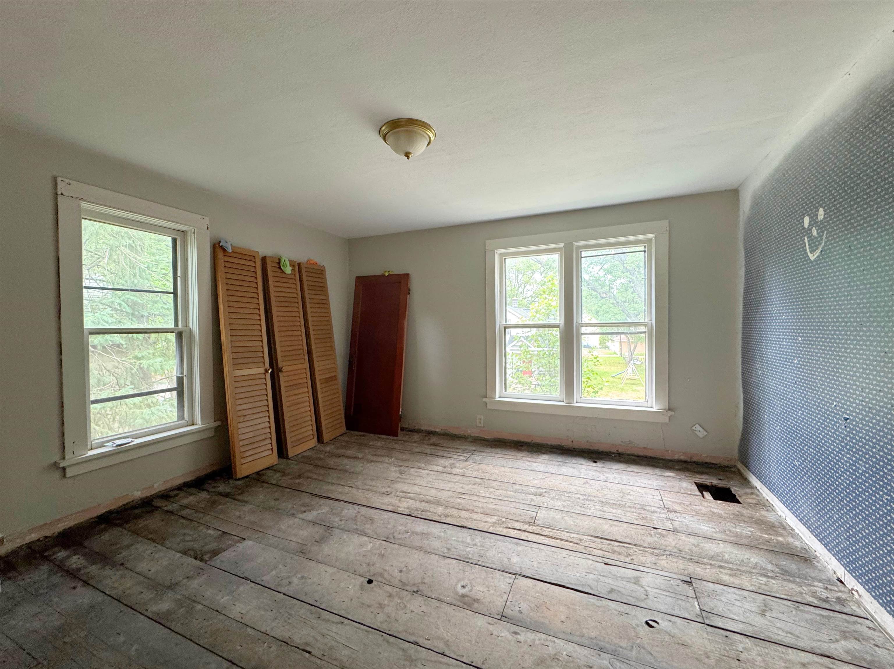 731 JACKSON STREET, Wausau, Wisconsin 54403, 5 Bedrooms Bedrooms, ,1 BathroomBathrooms,Residential,For Sale,731 JACKSON STREET,22603923