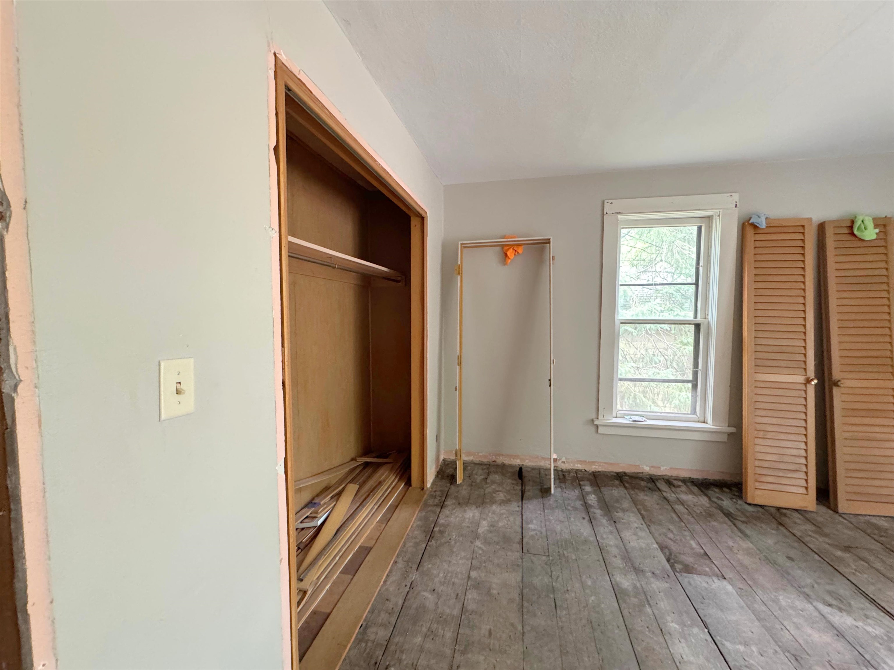 731 JACKSON STREET, Wausau, Wisconsin 54403, 5 Bedrooms Bedrooms, ,1 BathroomBathrooms,Residential,For Sale,731 JACKSON STREET,22603923