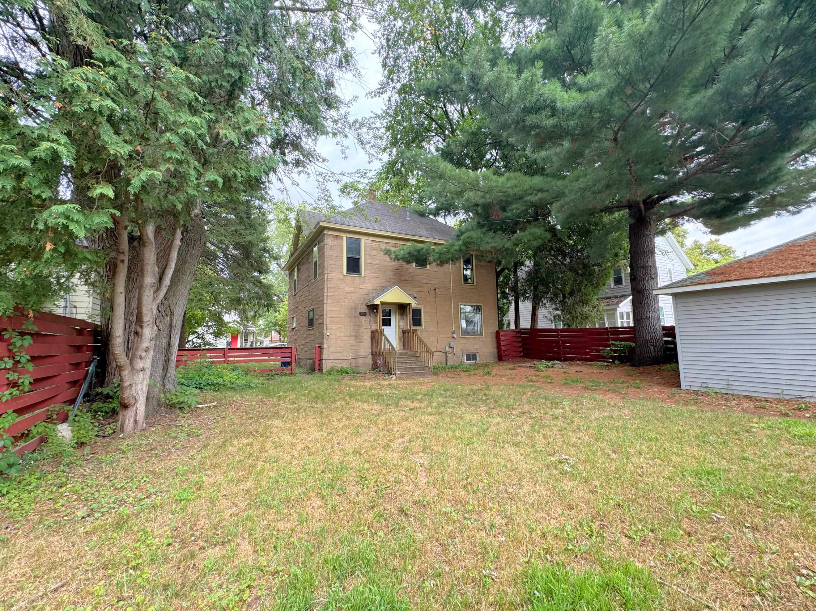 731 JACKSON STREET, Wausau, Wisconsin 54403, 5 Bedrooms Bedrooms, ,1 BathroomBathrooms,Residential,For Sale,731 JACKSON STREET,22603923
