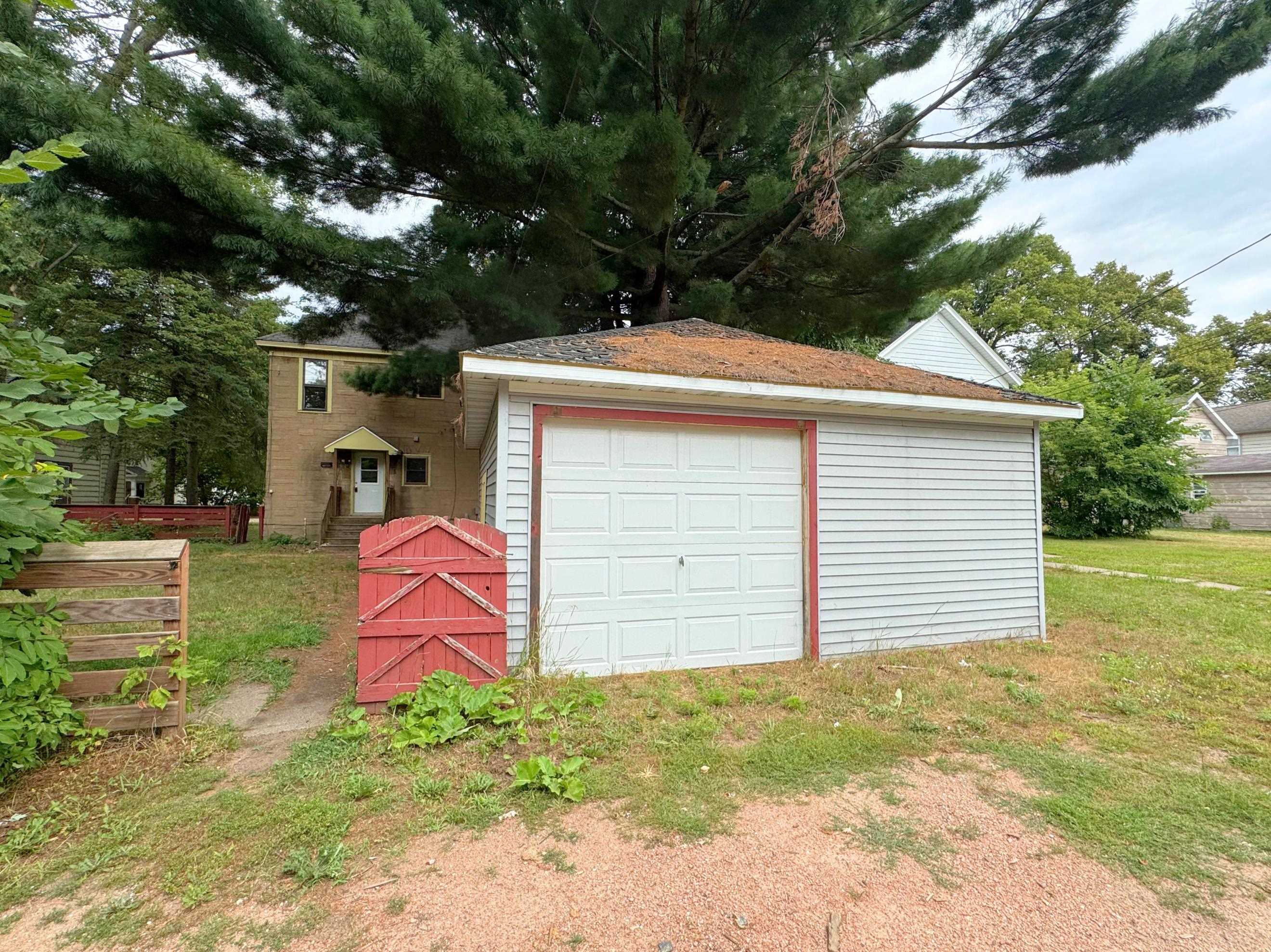 731 JACKSON STREET, Wausau, Wisconsin 54403, 5 Bedrooms Bedrooms, ,1 BathroomBathrooms,Residential,For Sale,731 JACKSON STREET,22603923