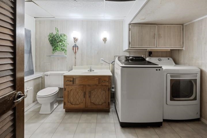 1021 PORT ROAD, Port Edwards, Wisconsin 54469, 3 Bedrooms Bedrooms, ,3 BathroomsBathrooms,Residential,For Sale,1021 PORT ROAD,22603924