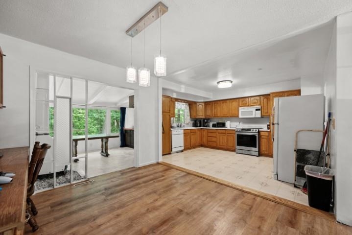 1021 PORT ROAD, Port Edwards, Wisconsin 54469, 3 Bedrooms Bedrooms, ,3 BathroomsBathrooms,Residential,For Sale,1021 PORT ROAD,22603924