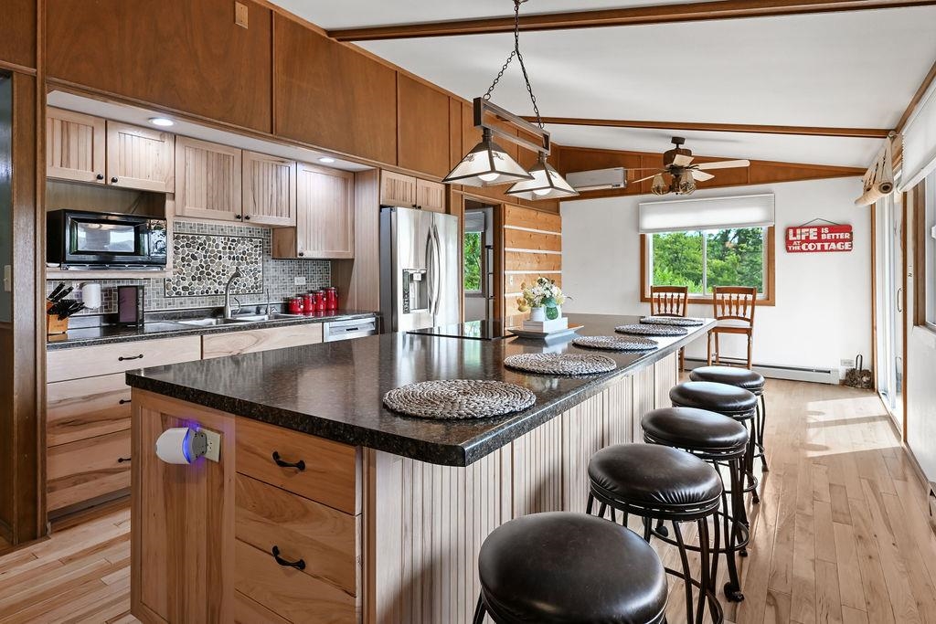 10041 PINE TREE TRAIL, Amherst Junction, Wisconsin 54407, 2 Bedrooms Bedrooms, ,2 BathroomsBathrooms,Residential,For Sale,10041 PINE TREE TRAIL,22603925