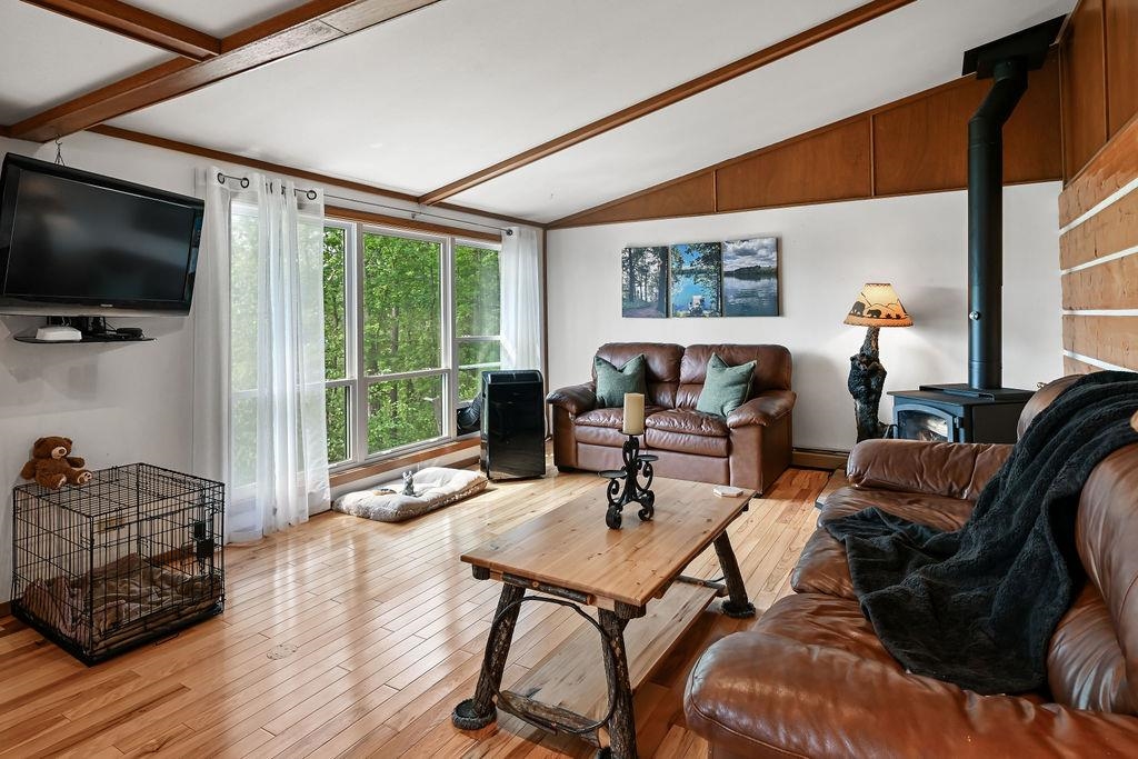 10041 PINE TREE TRAIL, Amherst Junction, Wisconsin 54407, 2 Bedrooms Bedrooms, ,2 BathroomsBathrooms,Residential,For Sale,10041 PINE TREE TRAIL,22603925