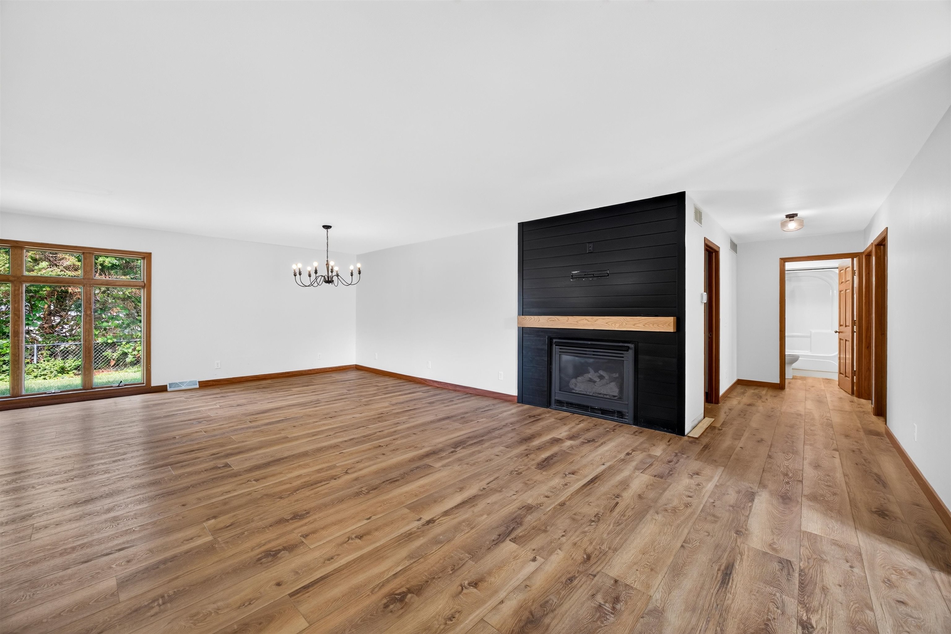 1016 SUNSET BOULEVARD, Stevens Point, Wisconsin 54481, 5 Bedrooms Bedrooms, ,3 BathroomsBathrooms,Residential,For Sale,1016 SUNSET BOULEVARD,22603926