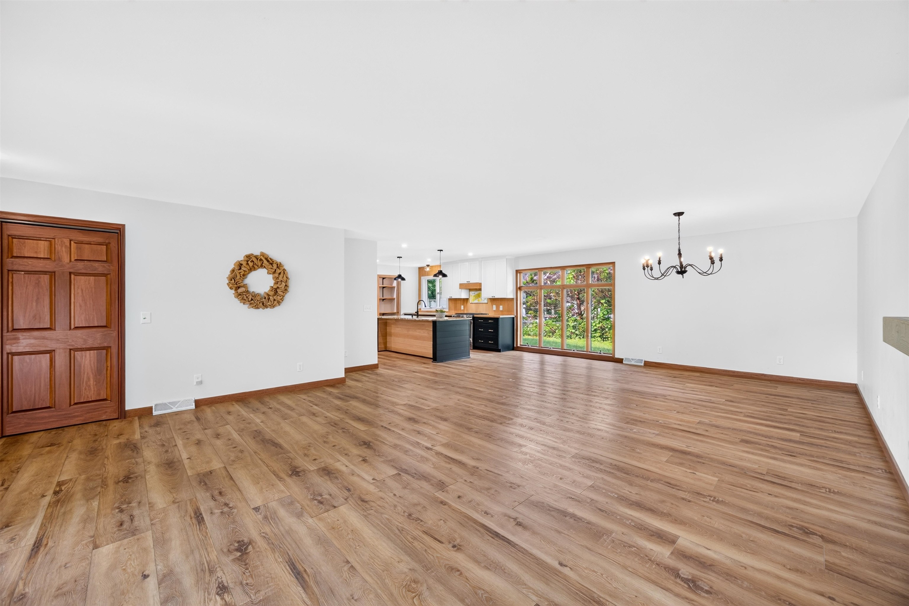 1016 SUNSET BOULEVARD, Stevens Point, Wisconsin 54481, 5 Bedrooms Bedrooms, ,3 BathroomsBathrooms,Residential,For Sale,1016 SUNSET BOULEVARD,22603926