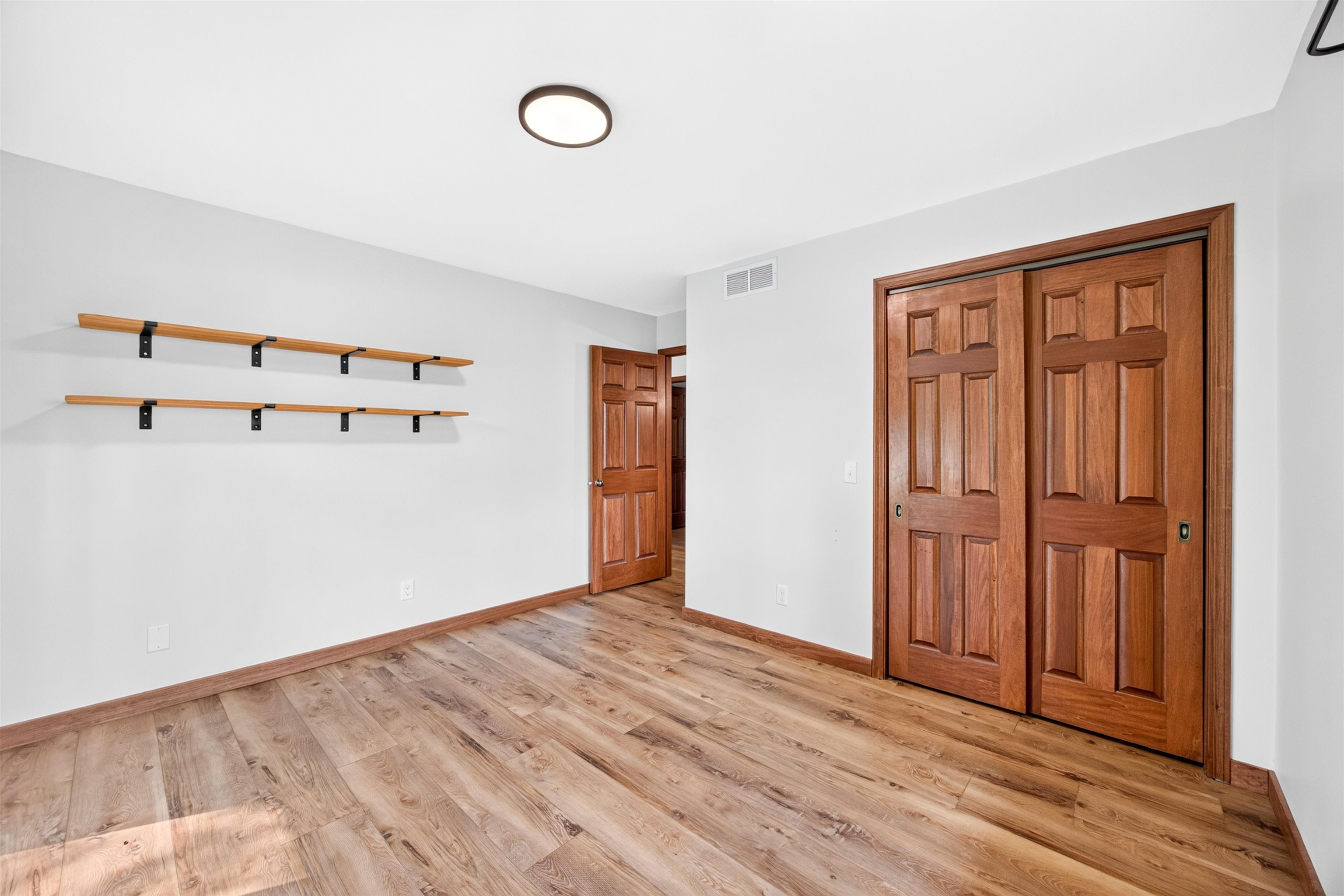 1016 SUNSET BOULEVARD, Stevens Point, Wisconsin 54481, 5 Bedrooms Bedrooms, ,3 BathroomsBathrooms,Residential,For Sale,1016 SUNSET BOULEVARD,22603926