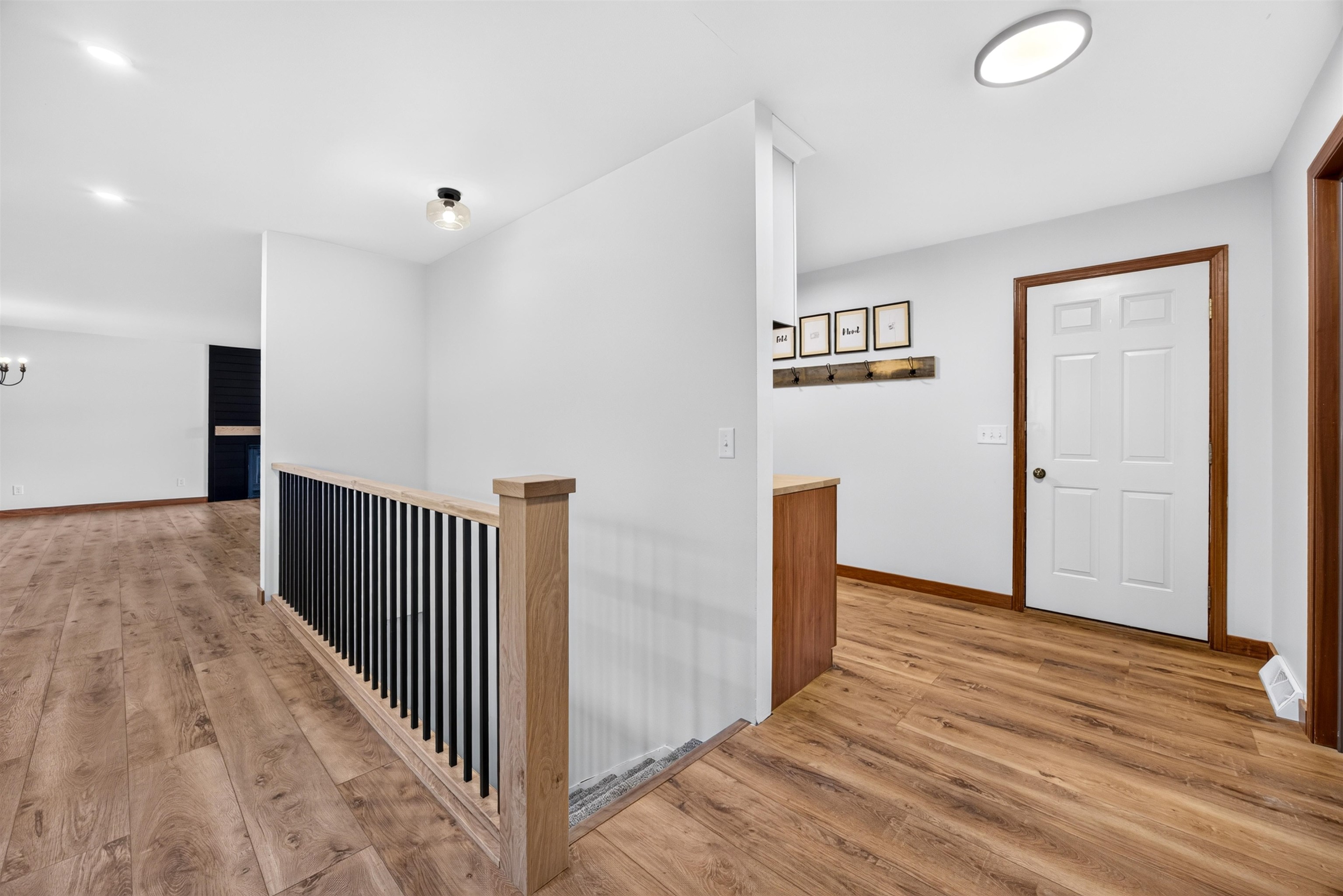 1016 SUNSET BOULEVARD, Stevens Point, Wisconsin 54481, 5 Bedrooms Bedrooms, ,3 BathroomsBathrooms,Residential,For Sale,1016 SUNSET BOULEVARD,22603926
