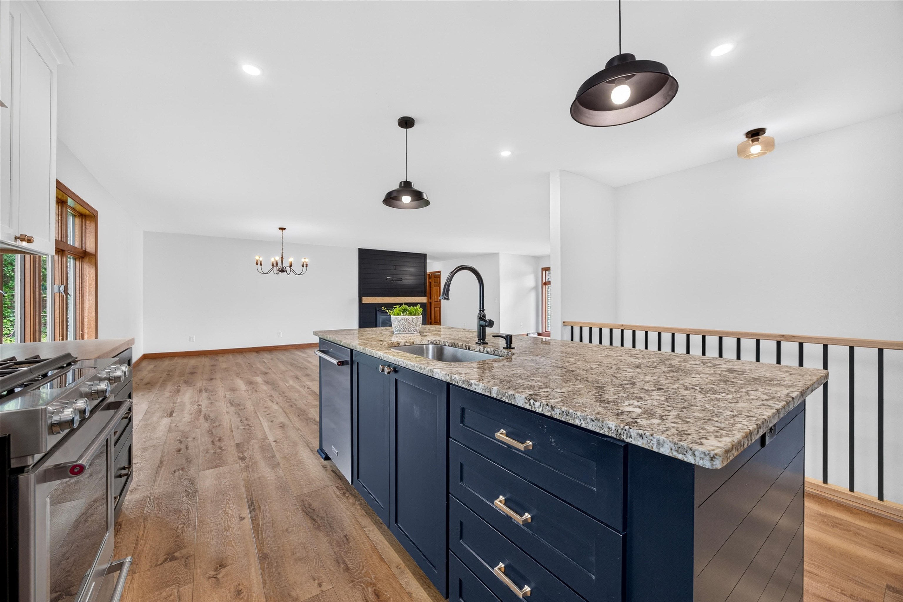 1016 SUNSET BOULEVARD, Stevens Point, Wisconsin 54481, 5 Bedrooms Bedrooms, ,3 BathroomsBathrooms,Residential,For Sale,1016 SUNSET BOULEVARD,22603926