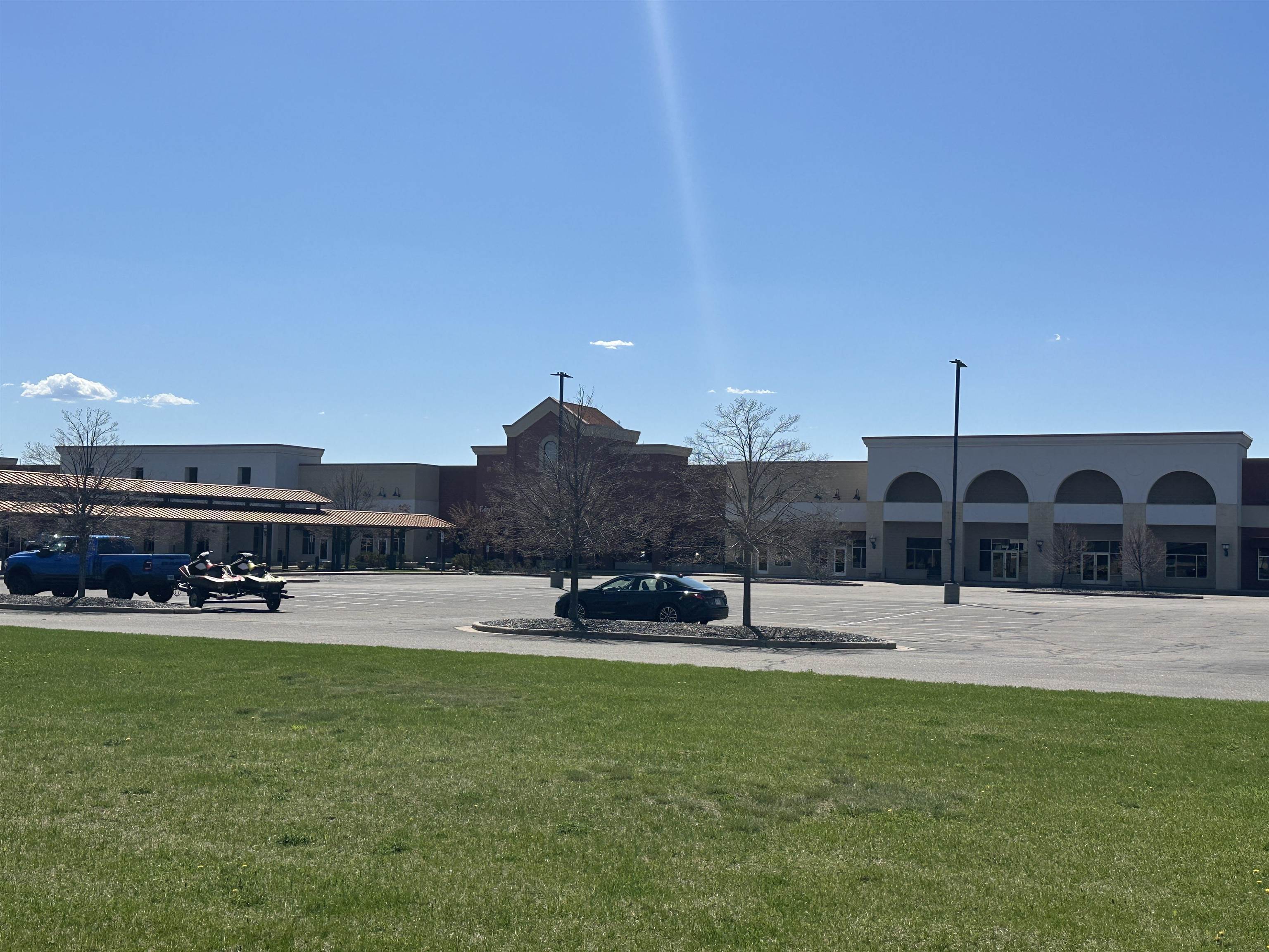 000 VILLAGE PARK DRIVE, Plover, Wisconsin 54467, ,Land,For Sale,000 VILLAGE PARK DRIVE,22603930