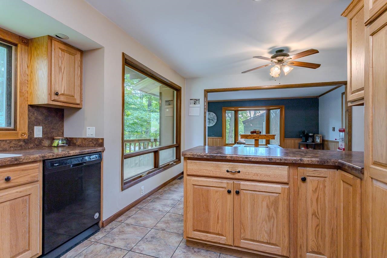 3009 N 11TH STREET, Wausau, Wisconsin 54403, 4 Bedrooms Bedrooms, ,3 BathroomsBathrooms,Residential,For Sale,3009 N 11TH STREET,22603931
