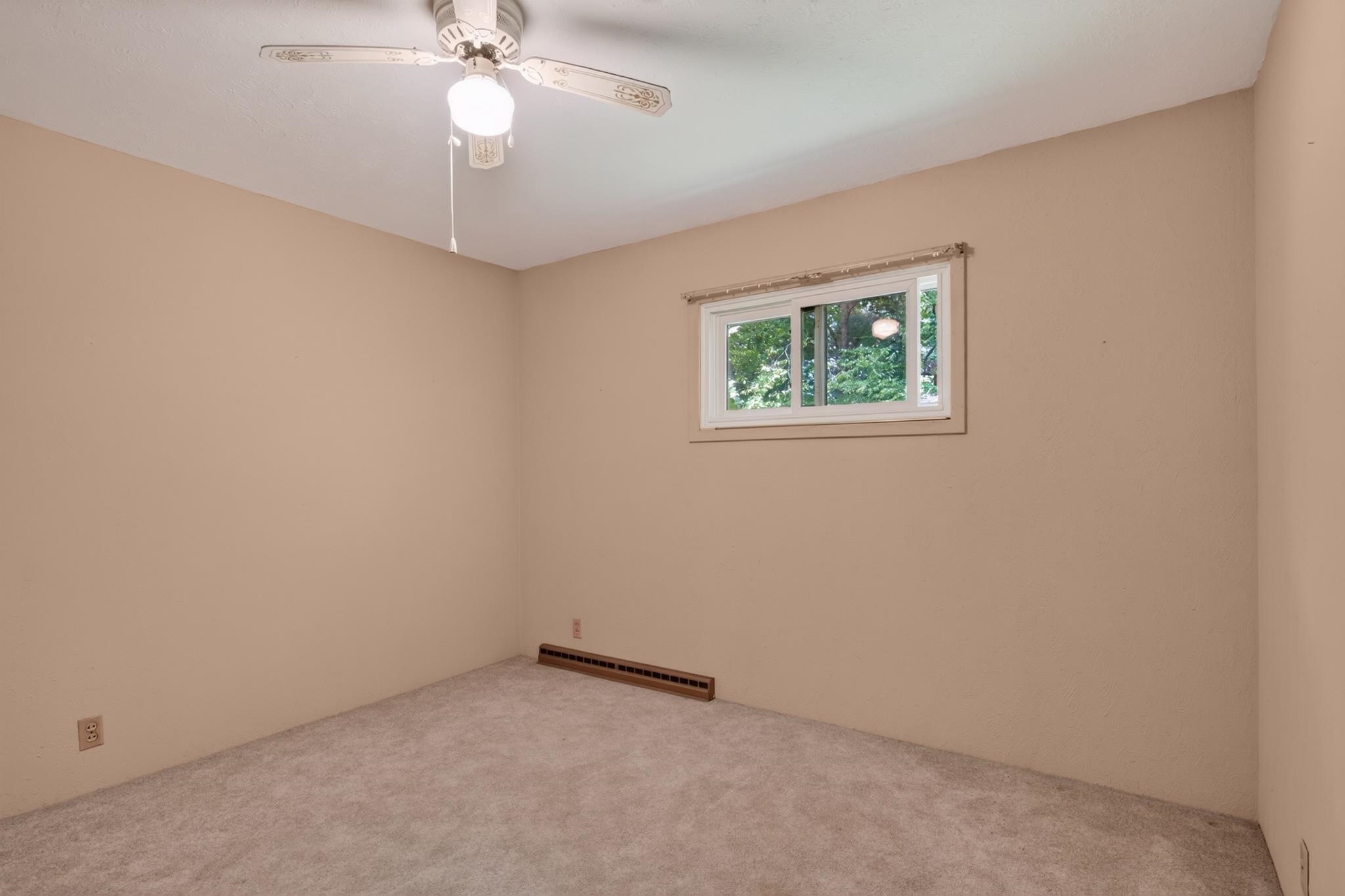 641 SENECA ROAD, Wisconsin Rapids, Wisconsin 54495, 3 Bedrooms Bedrooms, ,2 BathroomsBathrooms,Residential,For Sale,641 SENECA ROAD,22603933