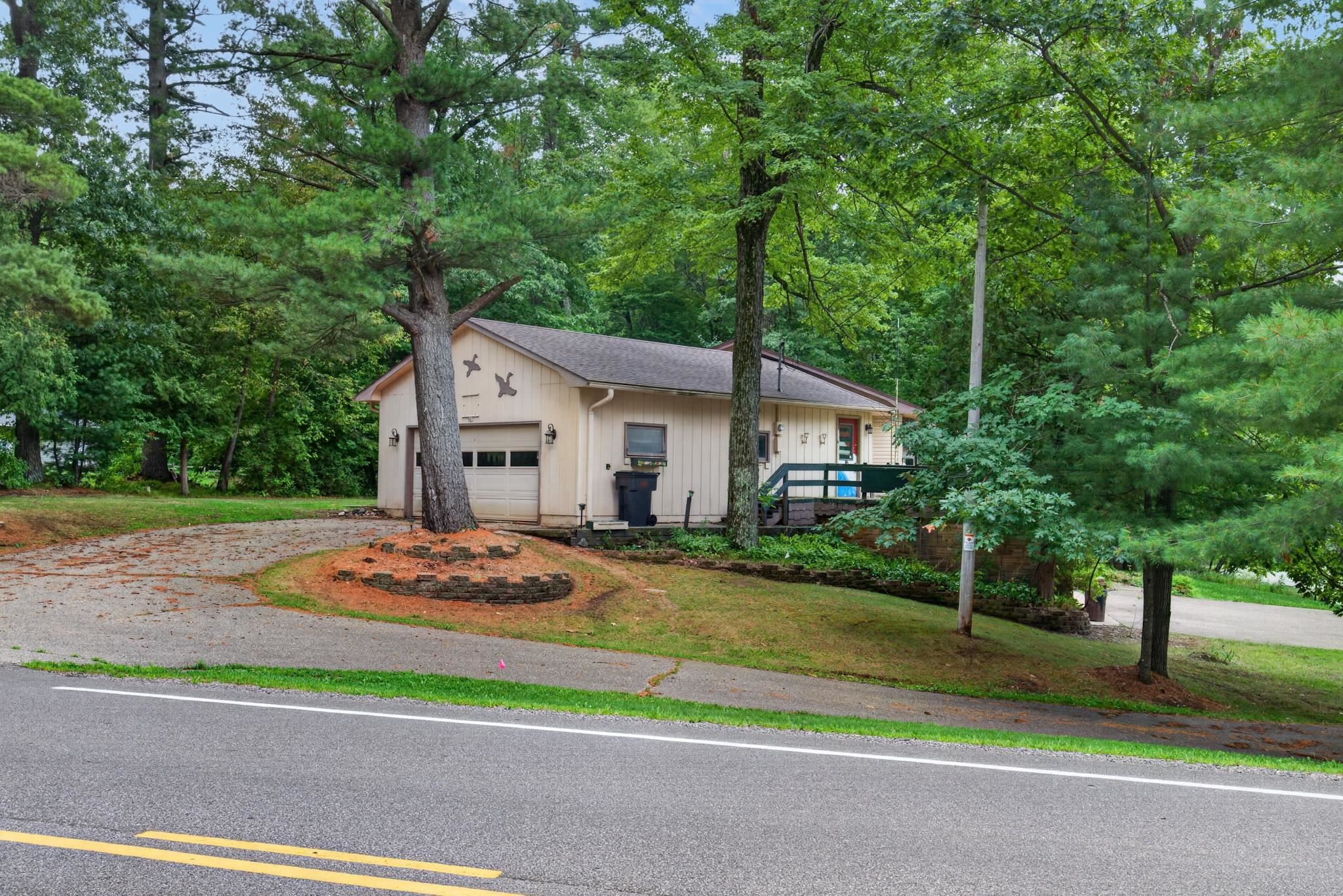 641 SENECA ROAD, Wisconsin Rapids, Wisconsin 54495, 3 Bedrooms Bedrooms, ,2 BathroomsBathrooms,Residential,For Sale,641 SENECA ROAD,22603933