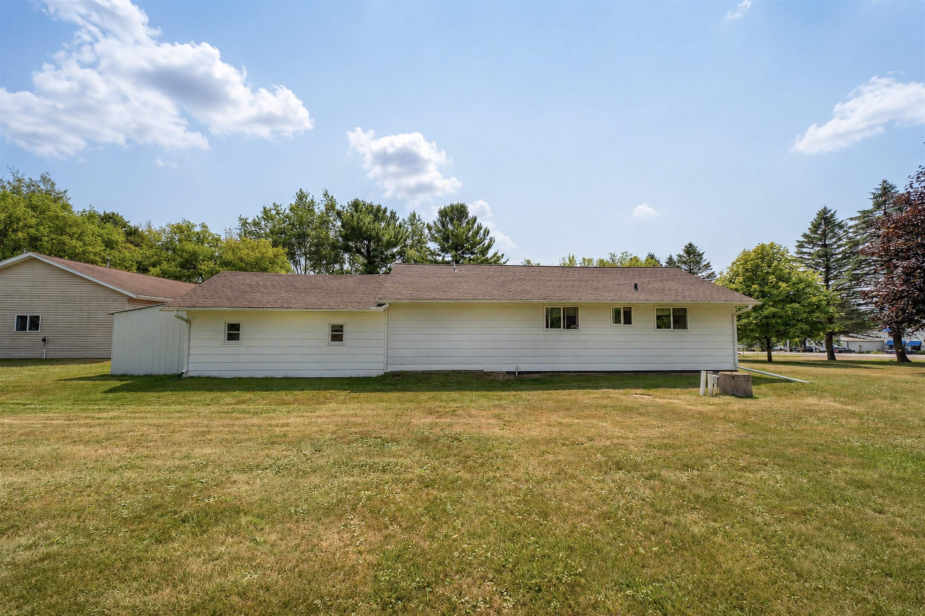 9555 COUNTY ROAD K, Merrill, Wisconsin 54452, 3 Bedrooms Bedrooms, ,2 BathroomsBathrooms,Residential,For Sale,9555 COUNTY ROAD K,22603936