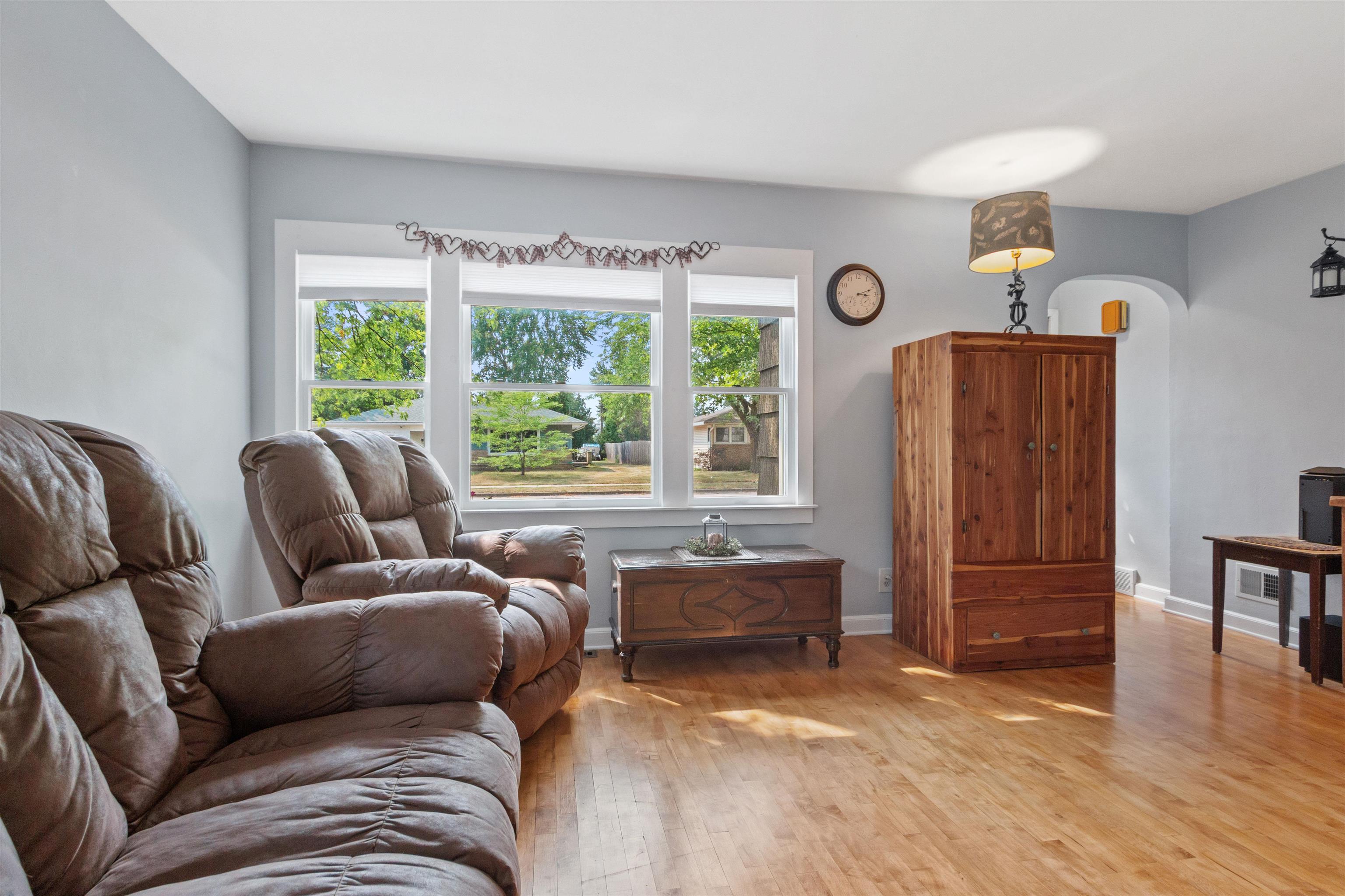 1211 10TH STREET SOUTH, Wisconsin Rapids, Wisconsin 54494, 2 Bedrooms Bedrooms, ,1 BathroomBathrooms,Residential,For Sale,1211 10TH STREET SOUTH,22603937