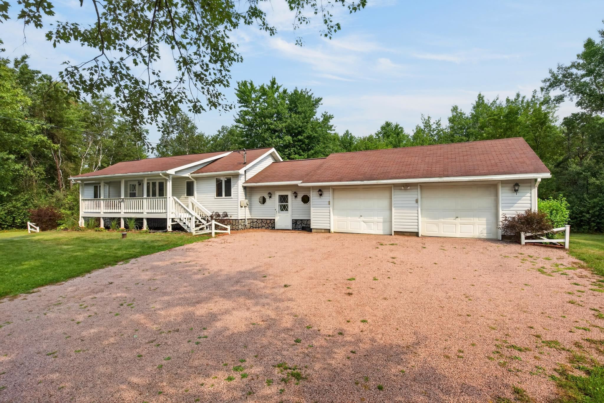 1736 GREENFIELD AVENUE, Wisconsin Rapids, Wisconsin 54495, 3 Bedrooms Bedrooms, ,1 BathroomBathrooms,Residential,For Sale,1736 GREENFIELD AVENUE,22603938
