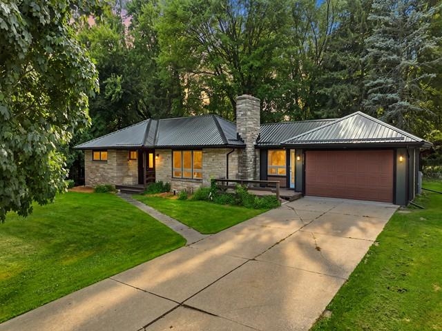 900 S ADAMS AVENUE, Marshfield, Wisconsin 54449, 4 Bedrooms Bedrooms, ,3 BathroomsBathrooms,Residential,For Sale,900 S ADAMS AVENUE,22603942