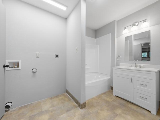 900 S ADAMS AVENUE, Marshfield, Wisconsin 54449, 4 Bedrooms Bedrooms, ,3 BathroomsBathrooms,Residential,For Sale,900 S ADAMS AVENUE,22603942