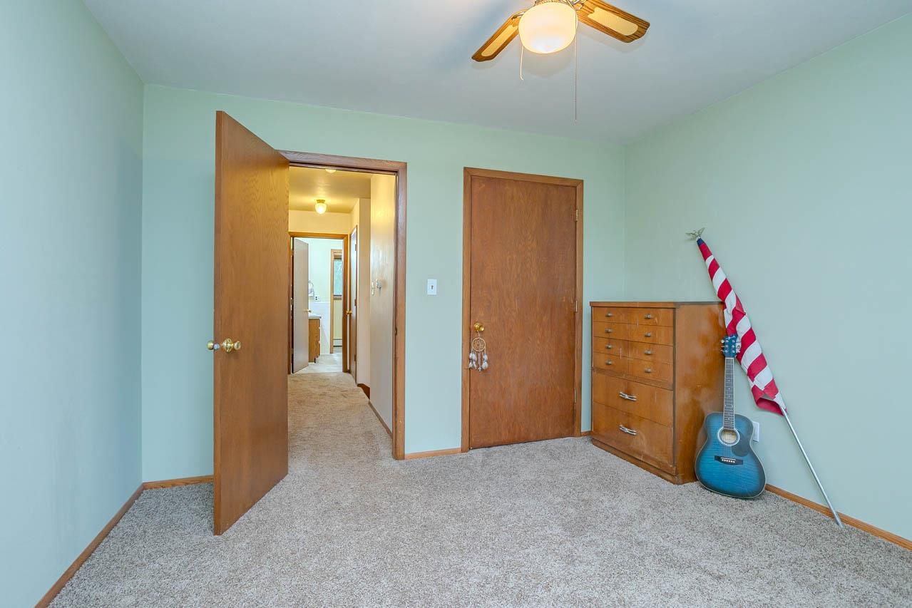 707 COUNTRY CLUB ROAD, Schofield, Wisconsin 54476, 3 Bedrooms Bedrooms, ,2 BathroomsBathrooms,Residential,For Sale,707 COUNTRY CLUB ROAD,22603944