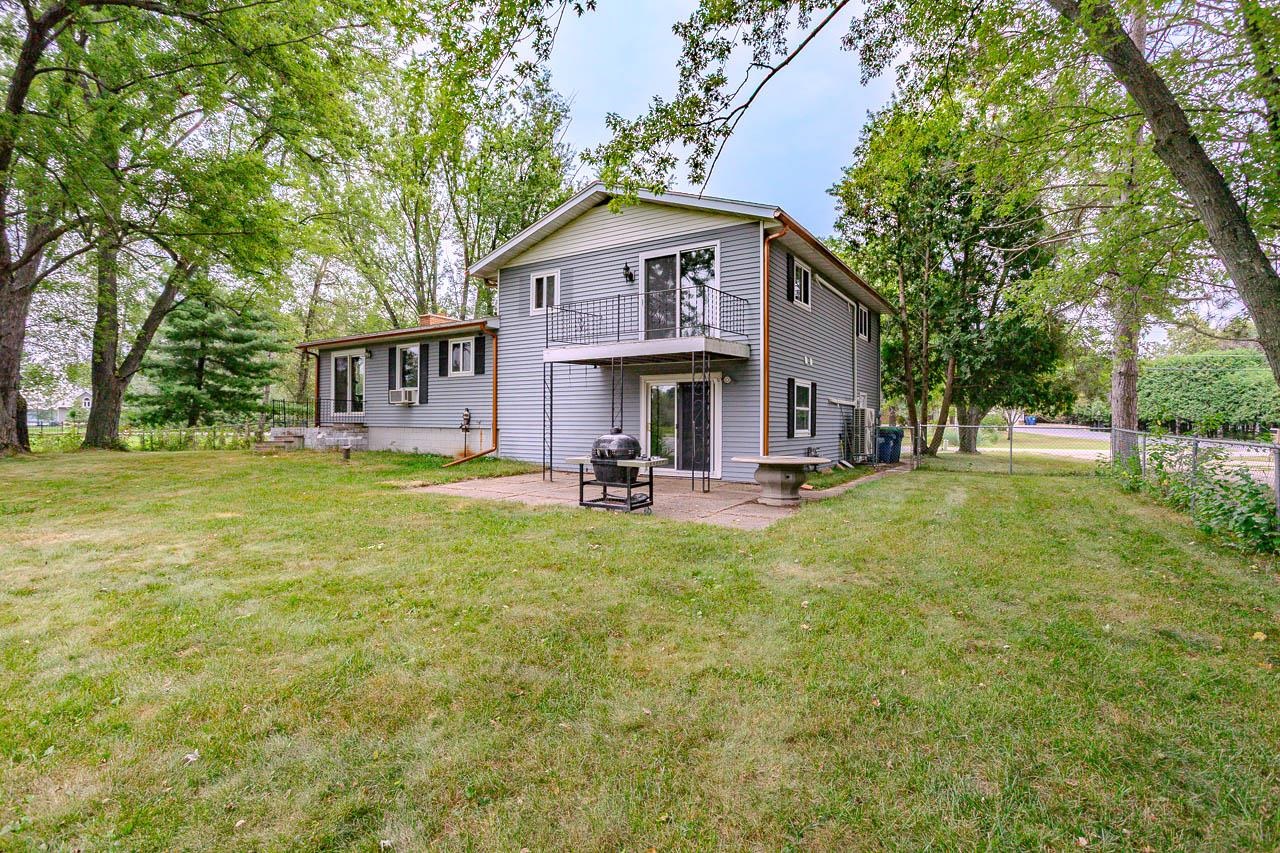 707 COUNTRY CLUB ROAD, Schofield, Wisconsin 54476, 3 Bedrooms Bedrooms, ,2 BathroomsBathrooms,Residential,For Sale,707 COUNTRY CLUB ROAD,22603944
