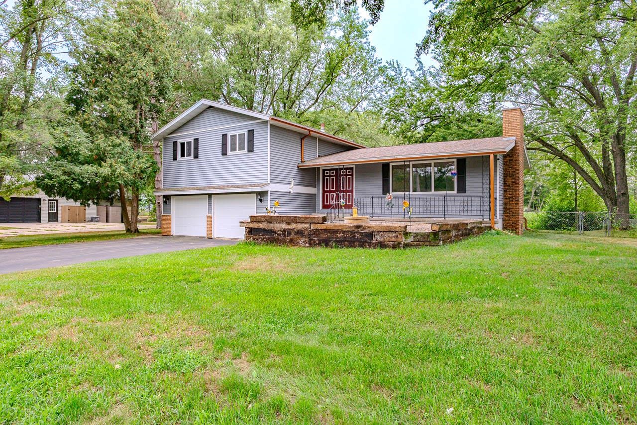 707 COUNTRY CLUB ROAD, Schofield, Wisconsin 54476, 3 Bedrooms Bedrooms, ,2 BathroomsBathrooms,Residential,For Sale,707 COUNTRY CLUB ROAD,22603944