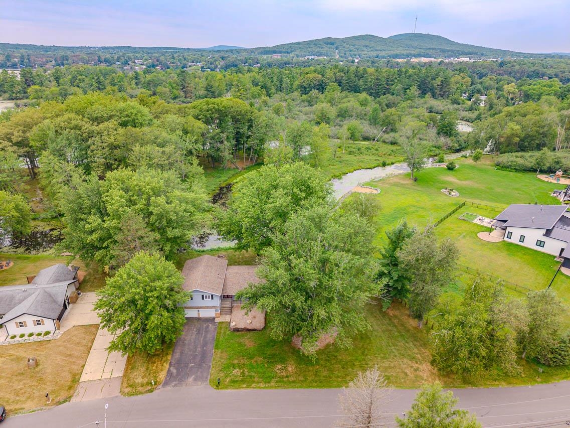 707 COUNTRY CLUB ROAD, Schofield, Wisconsin 54476, 3 Bedrooms Bedrooms, ,2 BathroomsBathrooms,Residential,For Sale,707 COUNTRY CLUB ROAD,22603944