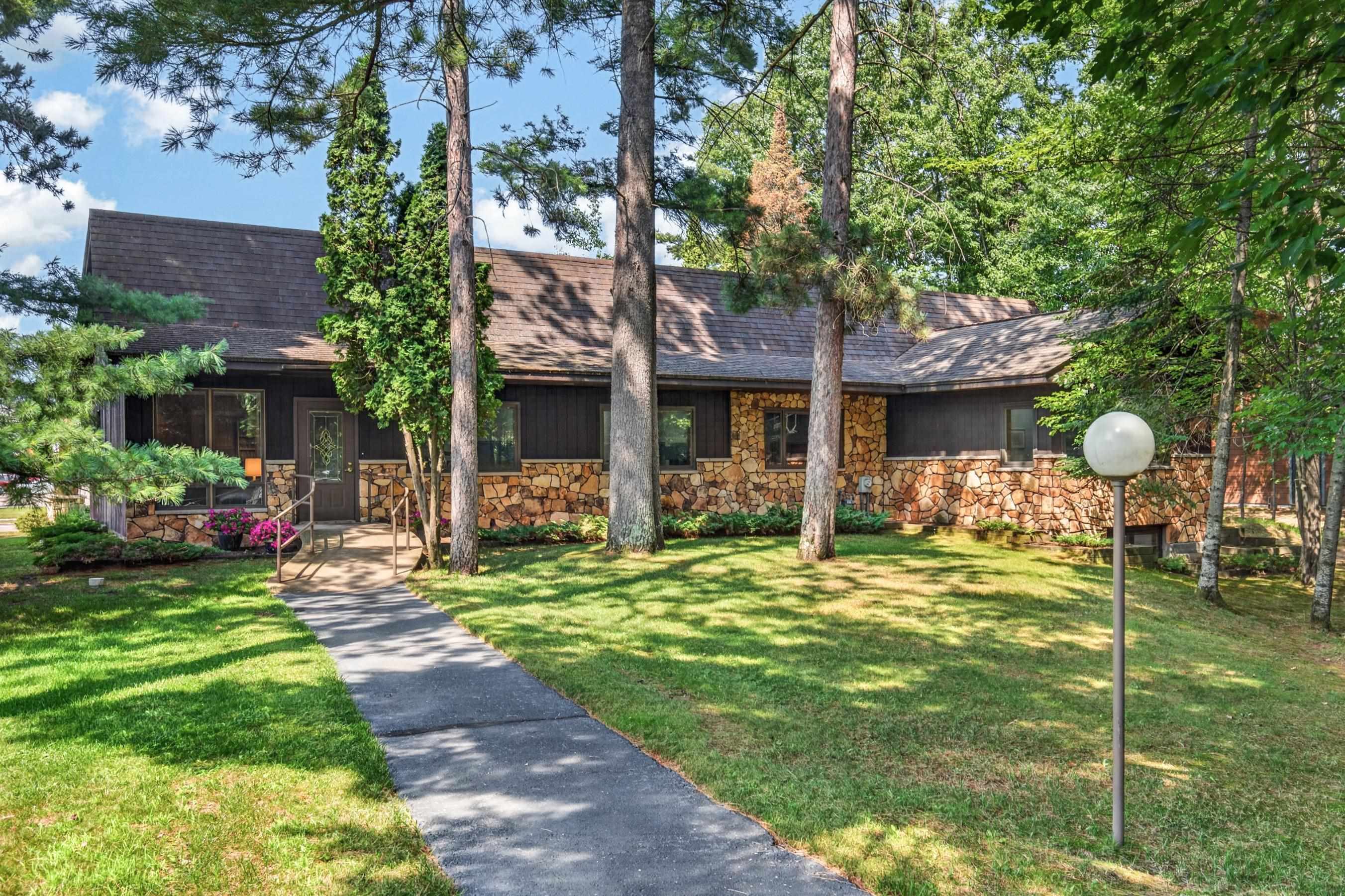 9758 W LAKE AVENUE, Minocqua, Wisconsin 54548, ,Commercial/industrial,For Sale,9758 W LAKE AVENUE,22603946