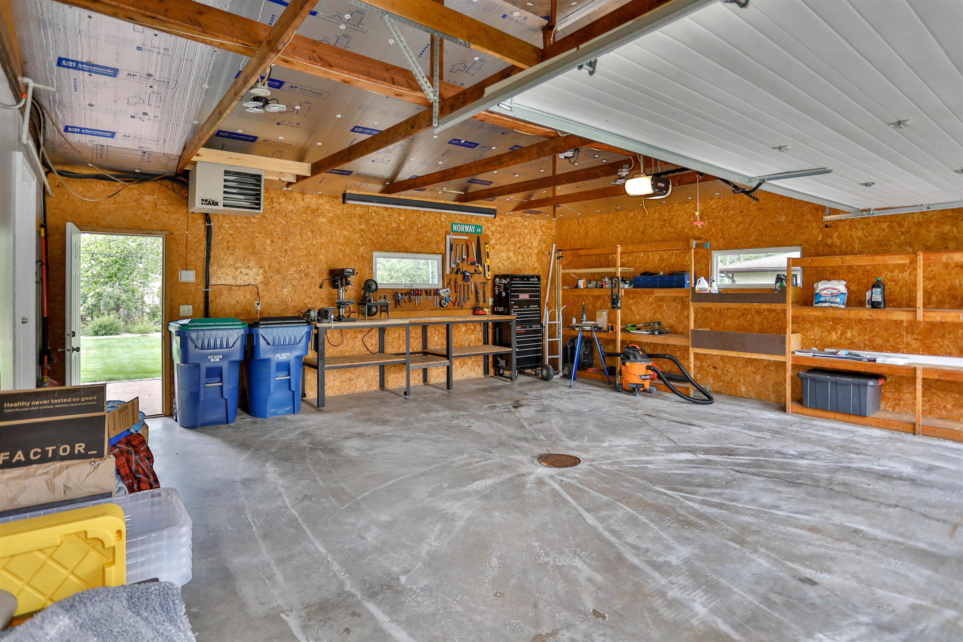 1822 NORWAY LANE, Kronenwetter, Wisconsin 54455, 3 Bedrooms Bedrooms, ,2 BathroomsBathrooms,Residential,For Sale,1822 NORWAY LANE,22603956