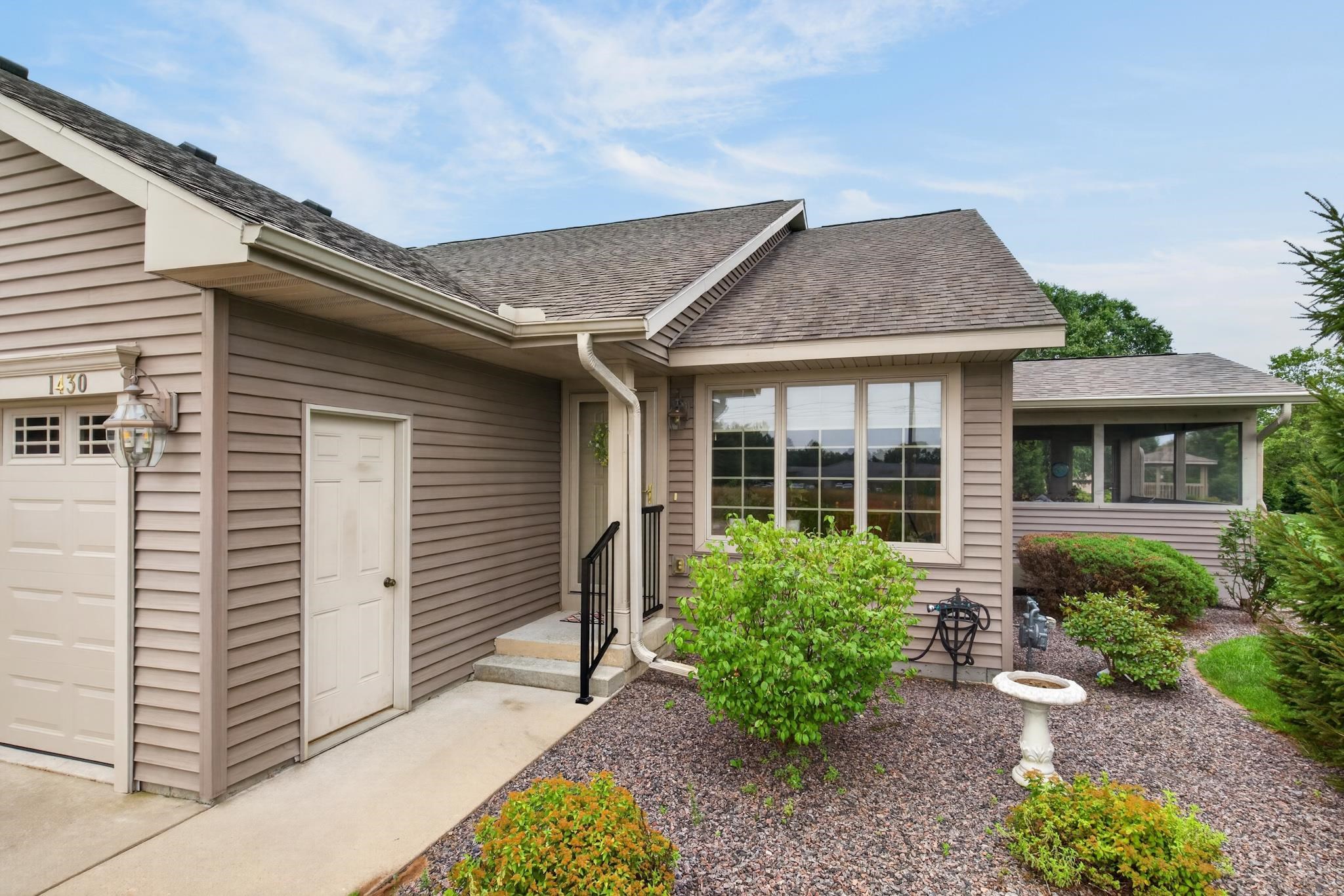 1430 WHITROCK AVENUE, Wisconsin Rapids, Wisconsin 54494, 2 Bedrooms Bedrooms, ,2 BathroomsBathrooms,Residential,For Sale,1430 WHITROCK AVENUE,22603957