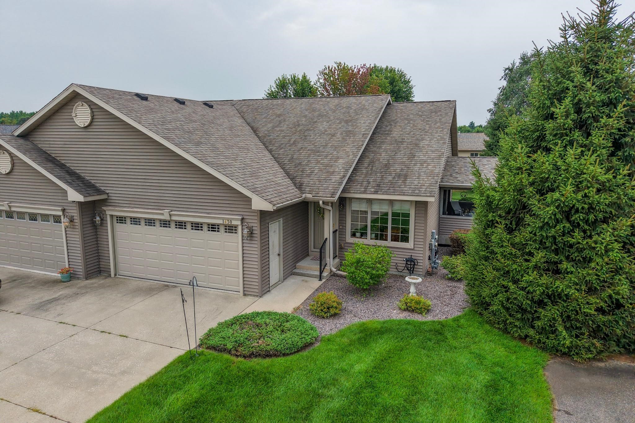 1430 WHITROCK AVENUE, Wisconsin Rapids, Wisconsin 54494, 2 Bedrooms Bedrooms, ,2 BathroomsBathrooms,Residential,For Sale,1430 WHITROCK AVENUE,22603957