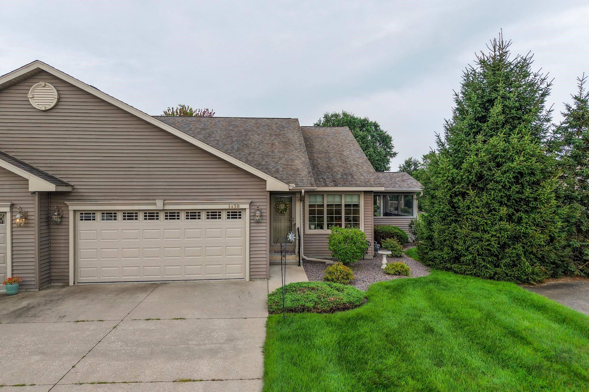 1430 WHITROCK AVENUE, Wisconsin Rapids, Wisconsin 54494, 2 Bedrooms Bedrooms, ,2 BathroomsBathrooms,Residential,For Sale,1430 WHITROCK AVENUE,22603957