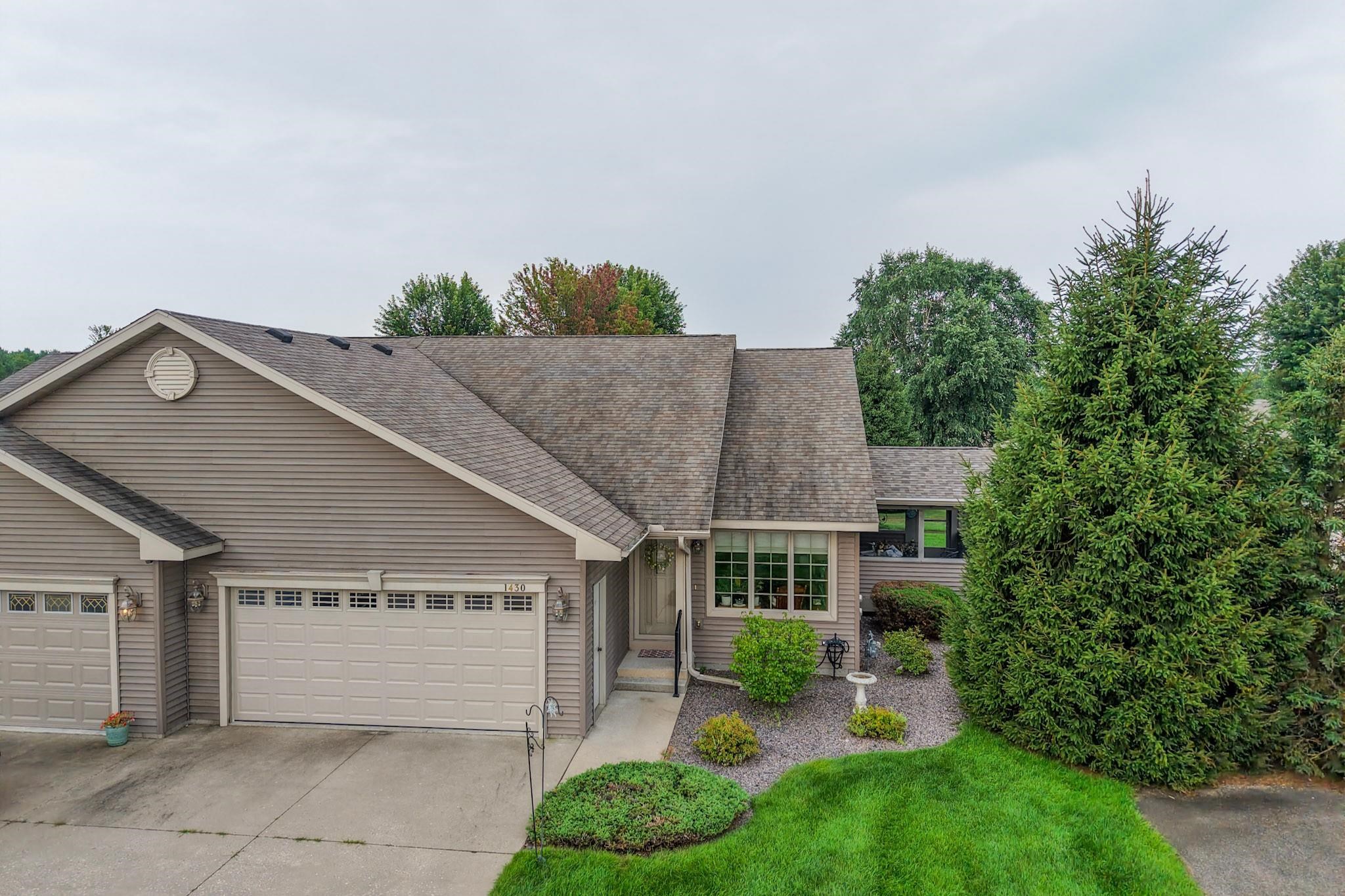 1430 WHITROCK AVENUE, Wisconsin Rapids, Wisconsin 54494, 2 Bedrooms Bedrooms, ,2 BathroomsBathrooms,Residential,For Sale,1430 WHITROCK AVENUE,22603957