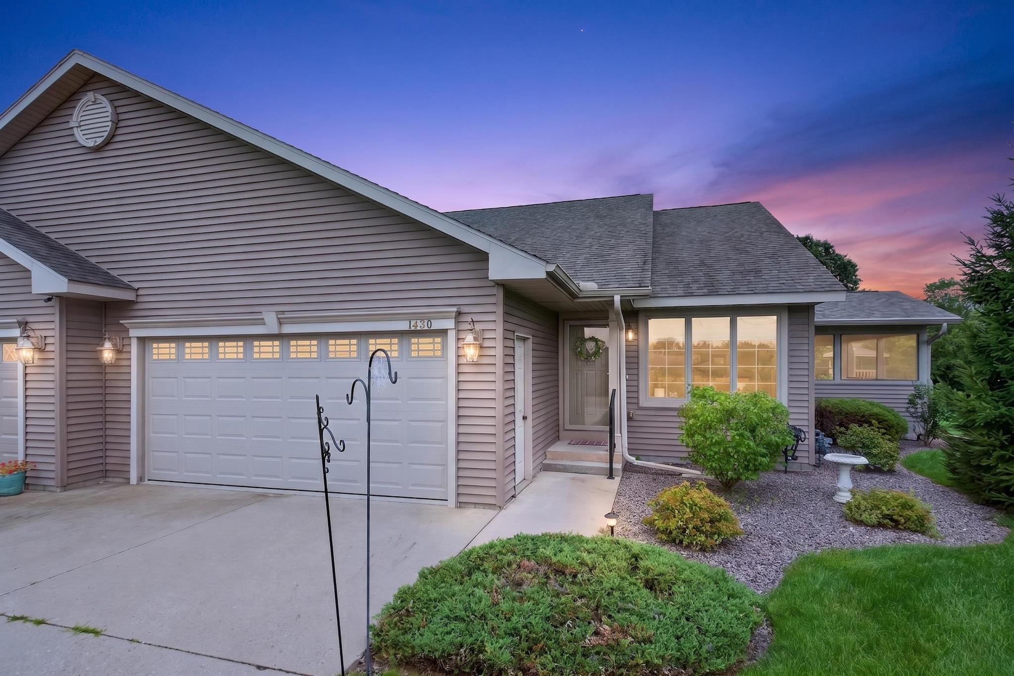 1430 WHITROCK AVENUE, Wisconsin Rapids, Wisconsin 54494, 2 Bedrooms Bedrooms, ,2 BathroomsBathrooms,Residential,For Sale,1430 WHITROCK AVENUE,22603957