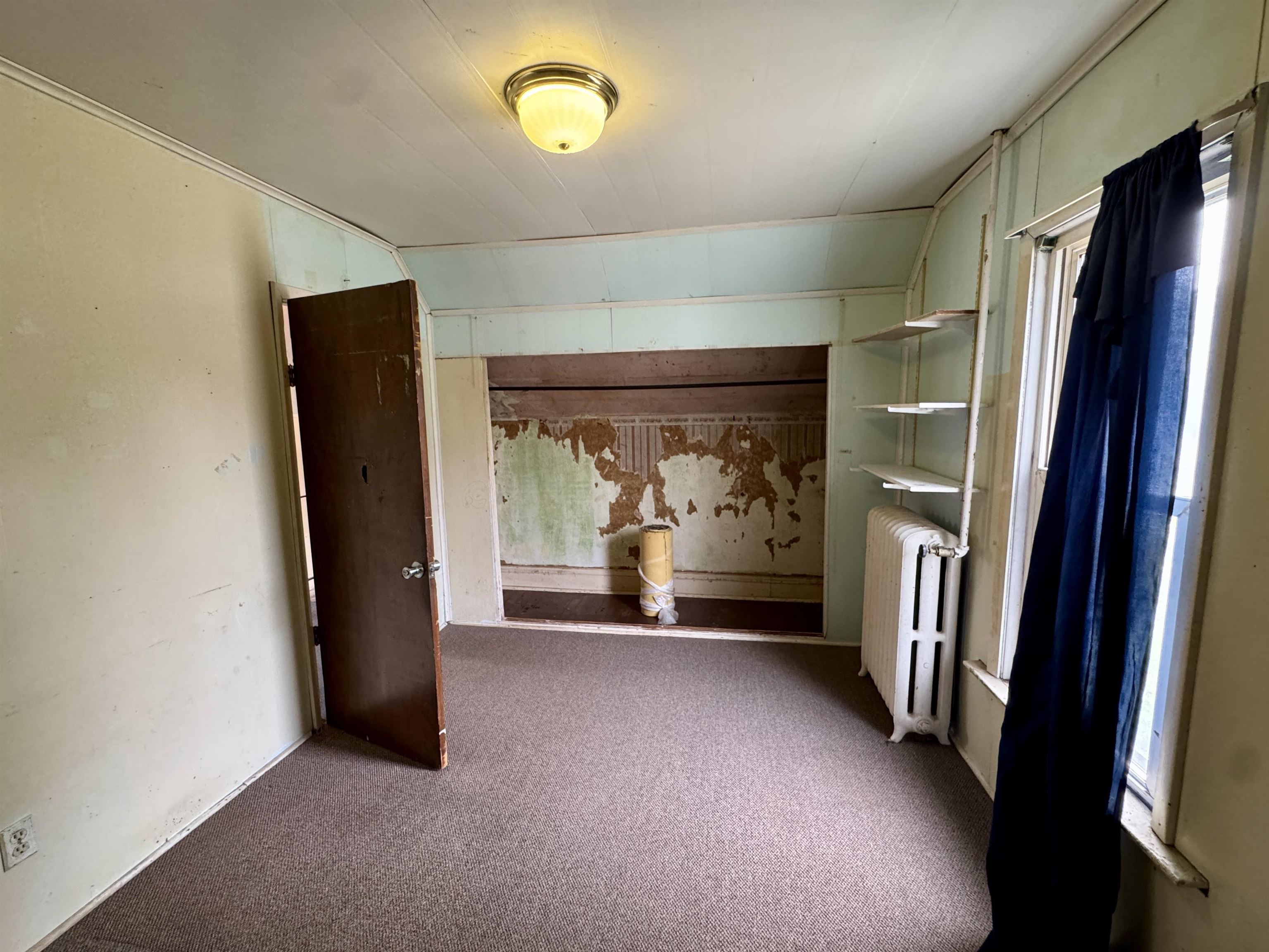 2100 PRAIRIE STREET, Stevens Point, Wisconsin 54481, 4 Bedrooms Bedrooms, ,1 BathroomBathrooms,Residential,For Sale,2100 PRAIRIE STREET,22603958