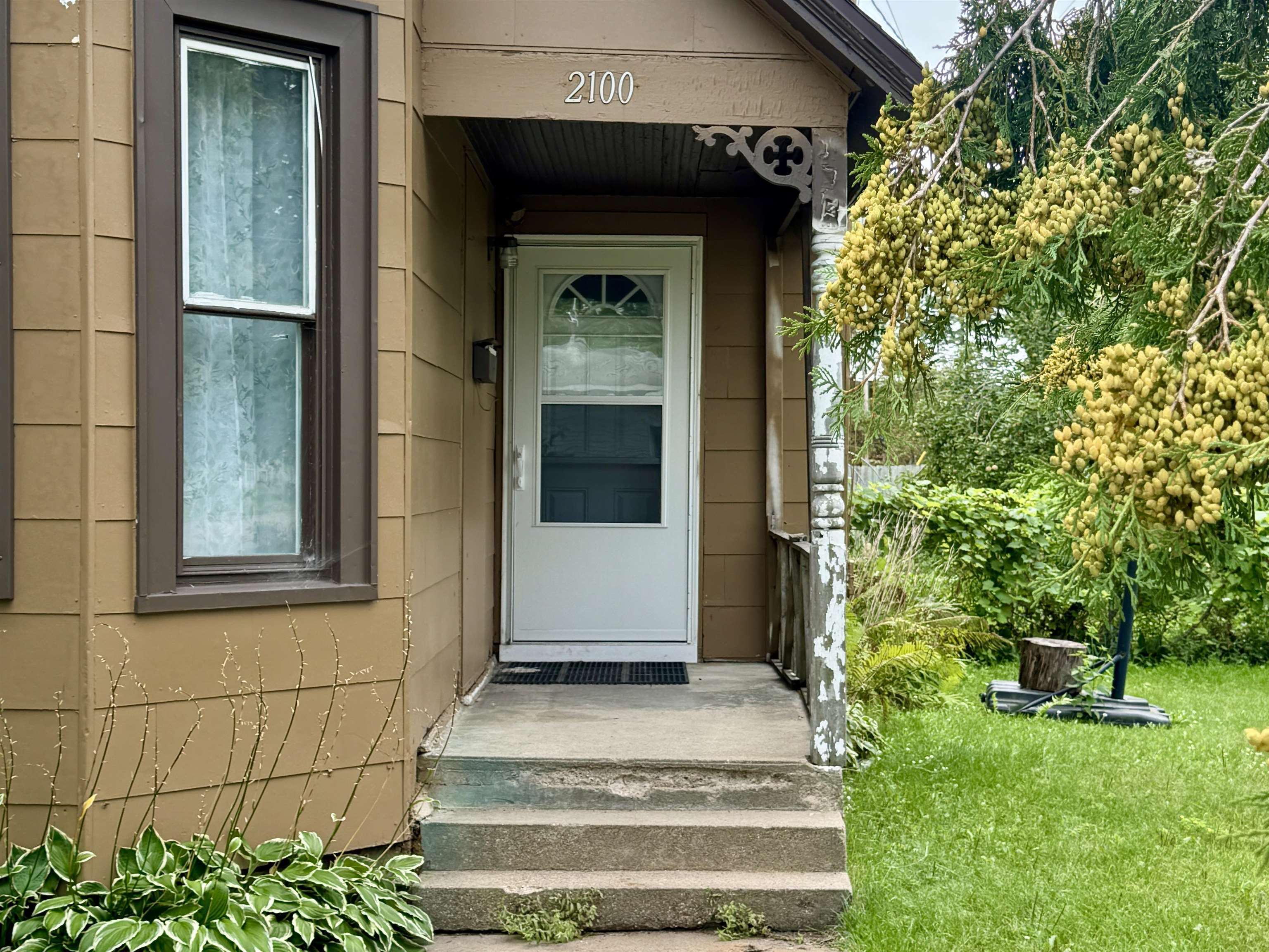 2100 PRAIRIE STREET, Stevens Point, Wisconsin 54481, 4 Bedrooms Bedrooms, ,1 BathroomBathrooms,Residential,For Sale,2100 PRAIRIE STREET,22603958