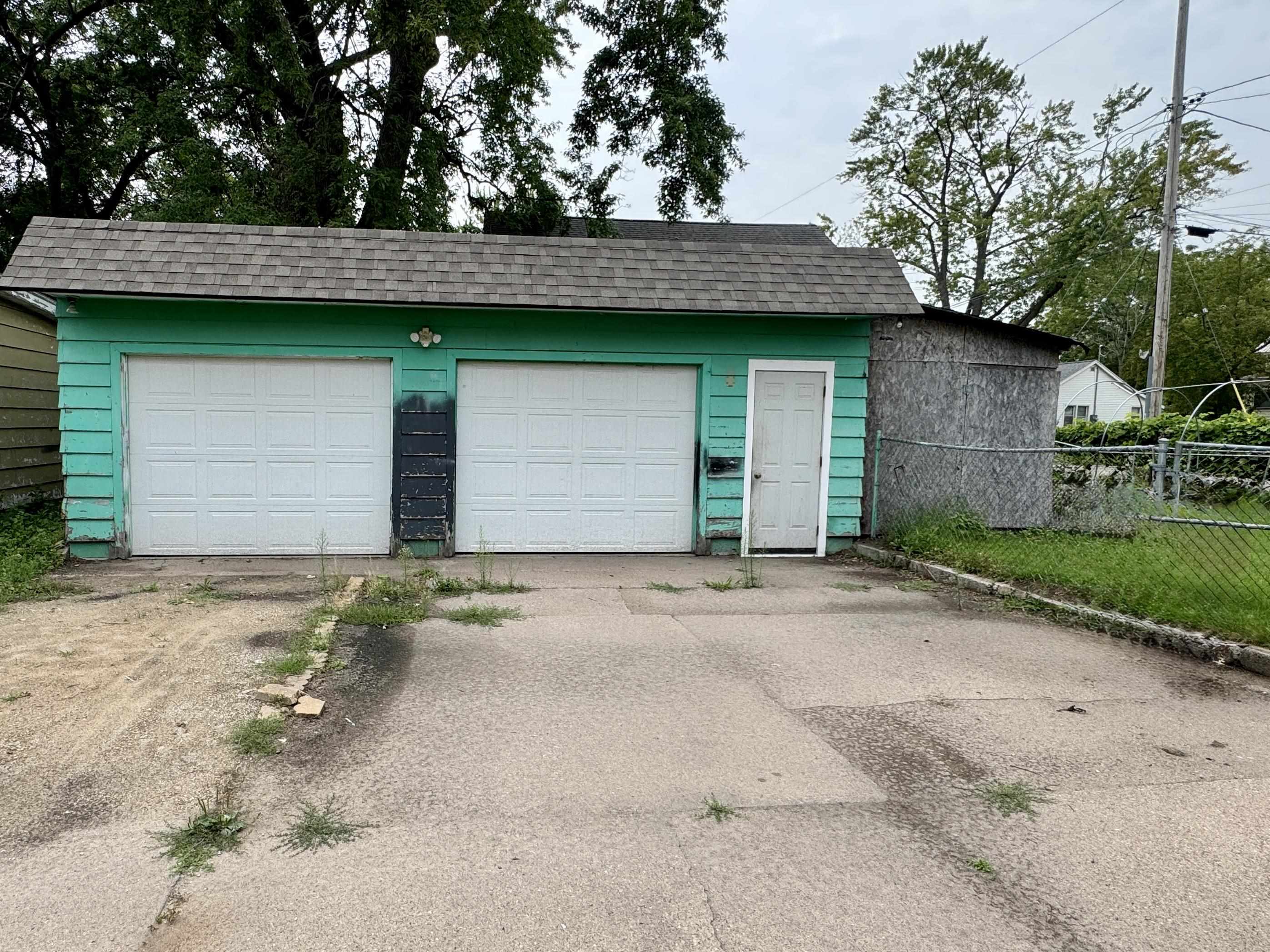 2100 PRAIRIE STREET, Stevens Point, Wisconsin 54481, 4 Bedrooms Bedrooms, ,1 BathroomBathrooms,Residential,For Sale,2100 PRAIRIE STREET,22603958