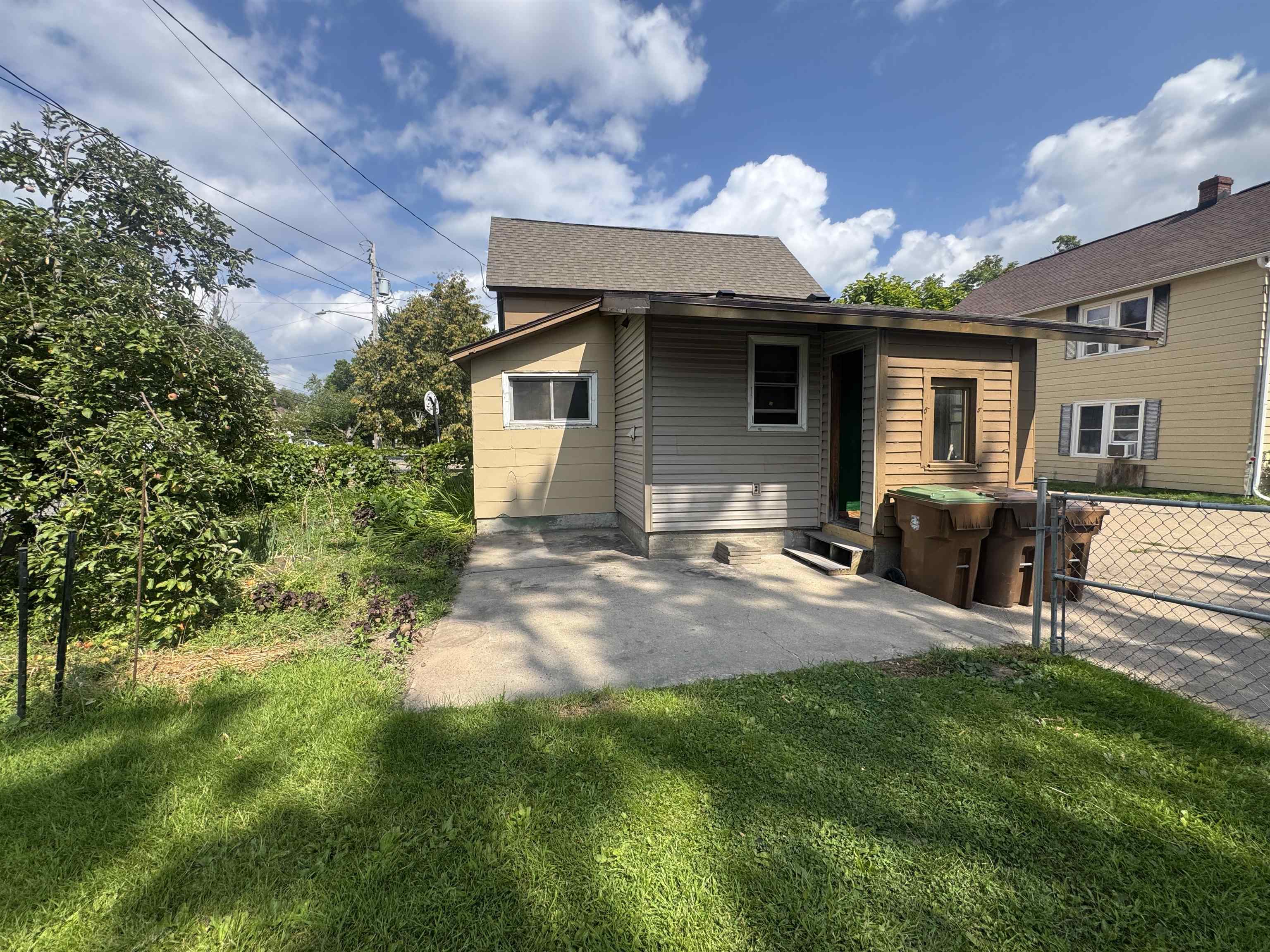 2100 PRAIRIE STREET, Stevens Point, Wisconsin 54481, 4 Bedrooms Bedrooms, ,1 BathroomBathrooms,Residential,For Sale,2100 PRAIRIE STREET,22603958