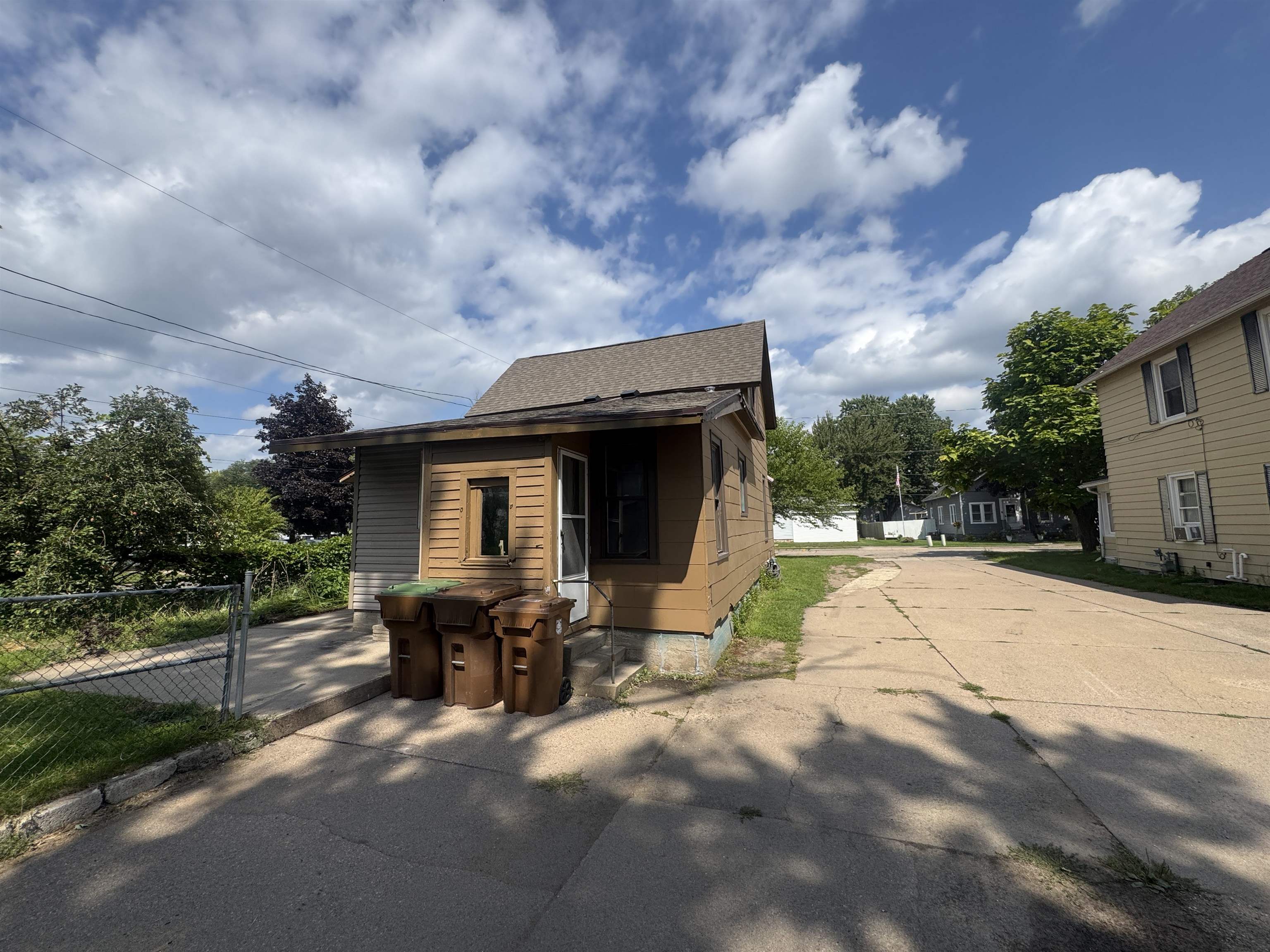 2100 PRAIRIE STREET, Stevens Point, Wisconsin 54481, 4 Bedrooms Bedrooms, ,1 BathroomBathrooms,Residential,For Sale,2100 PRAIRIE STREET,22603958