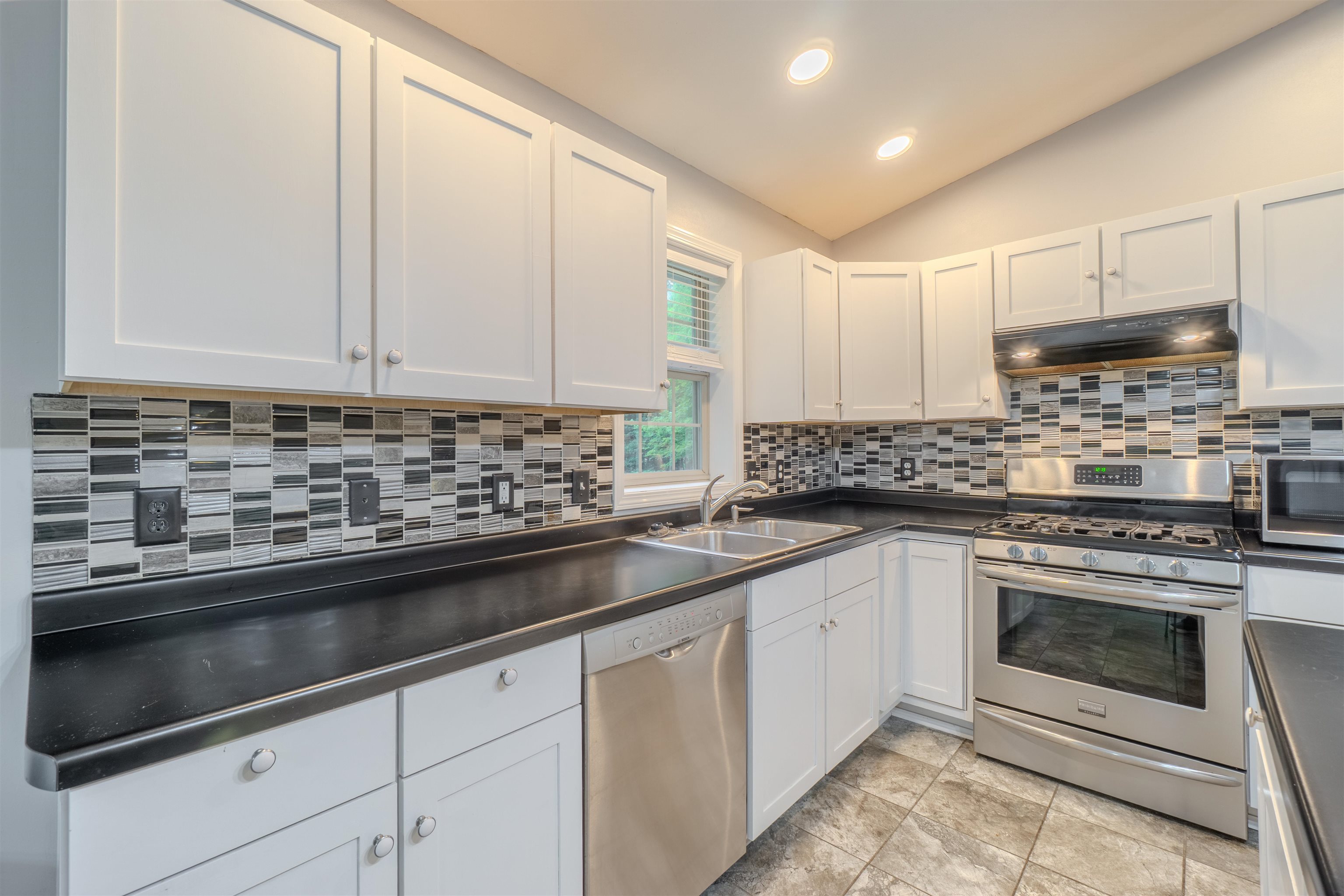 1934 FORSYTH ROAD, Kronenwetter, Wisconsin 54455, 3 Bedrooms Bedrooms, ,2 BathroomsBathrooms,Residential,For Sale,1934 FORSYTH ROAD,22603960