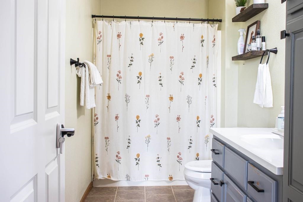 701 E 2ND STREET, Marshfield, Wisconsin 54449, 4 Bedrooms Bedrooms, ,2 BathroomsBathrooms,Residential,For Sale,701 E 2ND STREET,22603963
