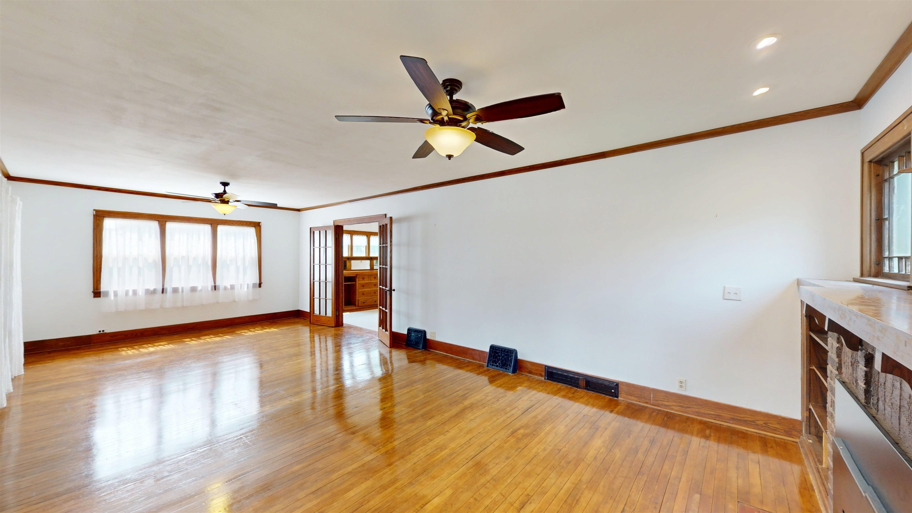 223 S 3RD STREET, Colby, Wisconsin 54421, 3 Bedrooms Bedrooms, ,2 BathroomsBathrooms,Residential,For Sale,223 S 3RD STREET,22603966