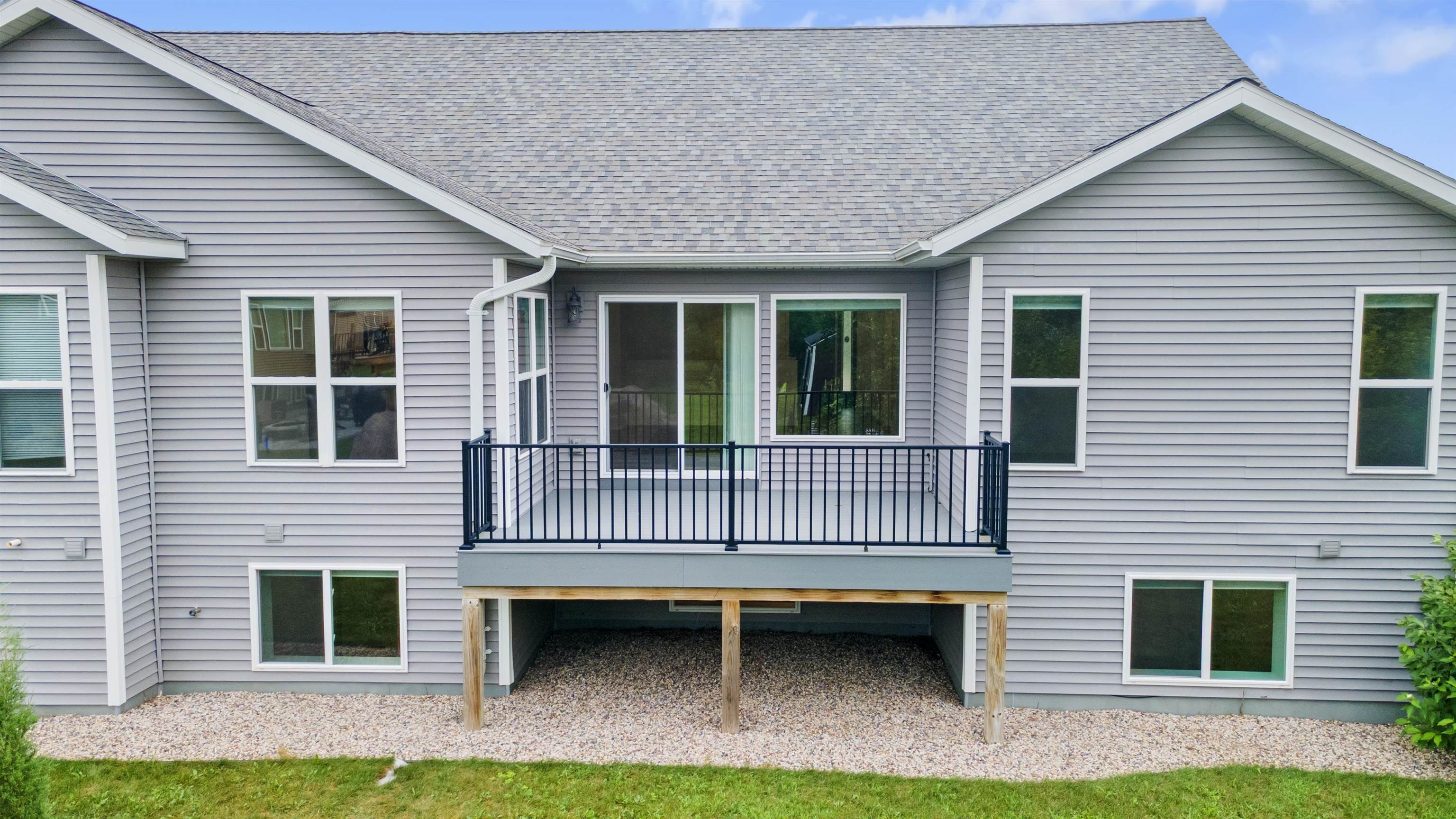 335 ALLEN STREET, Amherst, Wisconsin 54406, 4 Bedrooms Bedrooms, ,3 BathroomsBathrooms,Residential,For Sale,335 ALLEN STREET,22603967