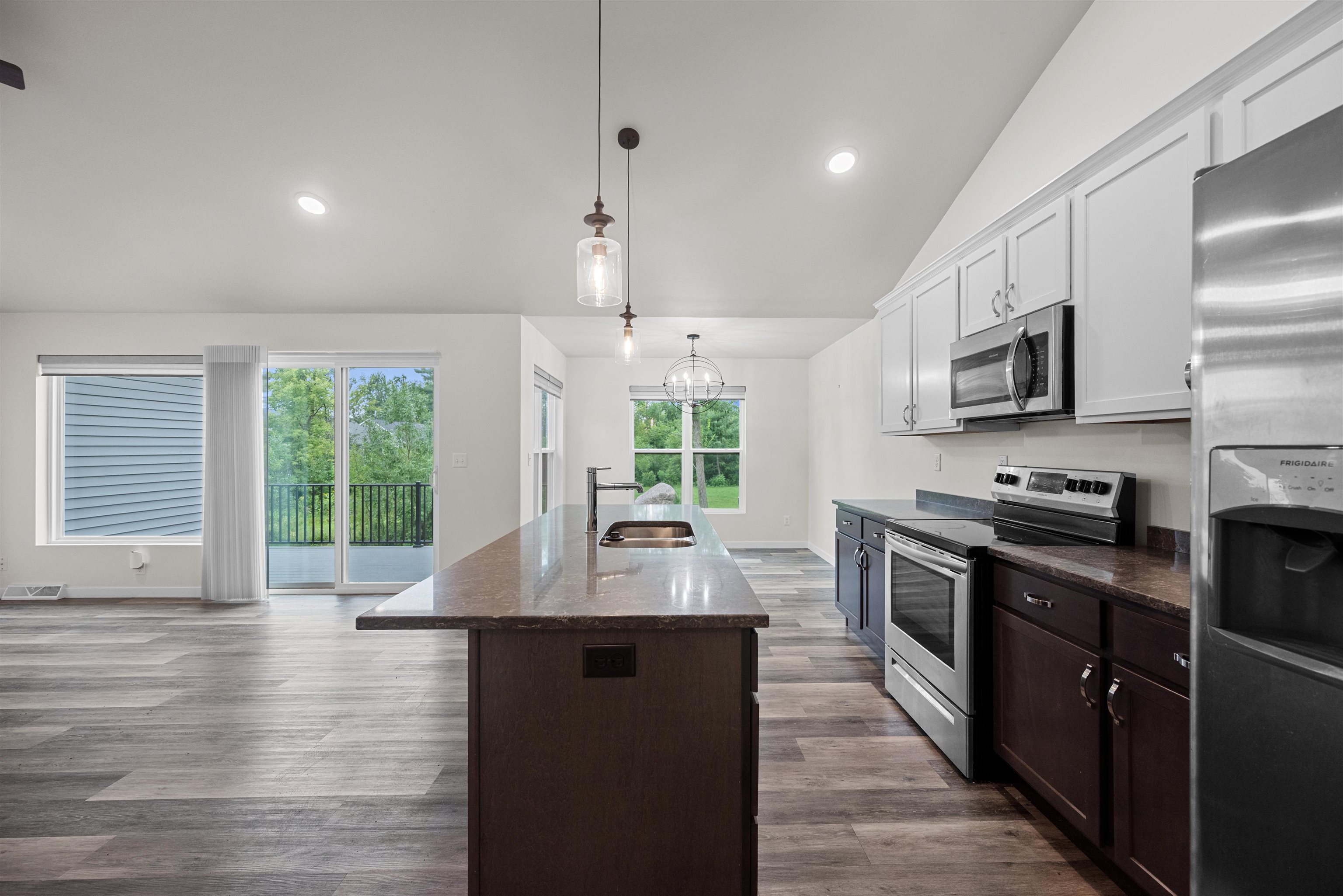335 ALLEN STREET, Amherst, Wisconsin 54406, 4 Bedrooms Bedrooms, ,3 BathroomsBathrooms,Residential,For Sale,335 ALLEN STREET,22603967