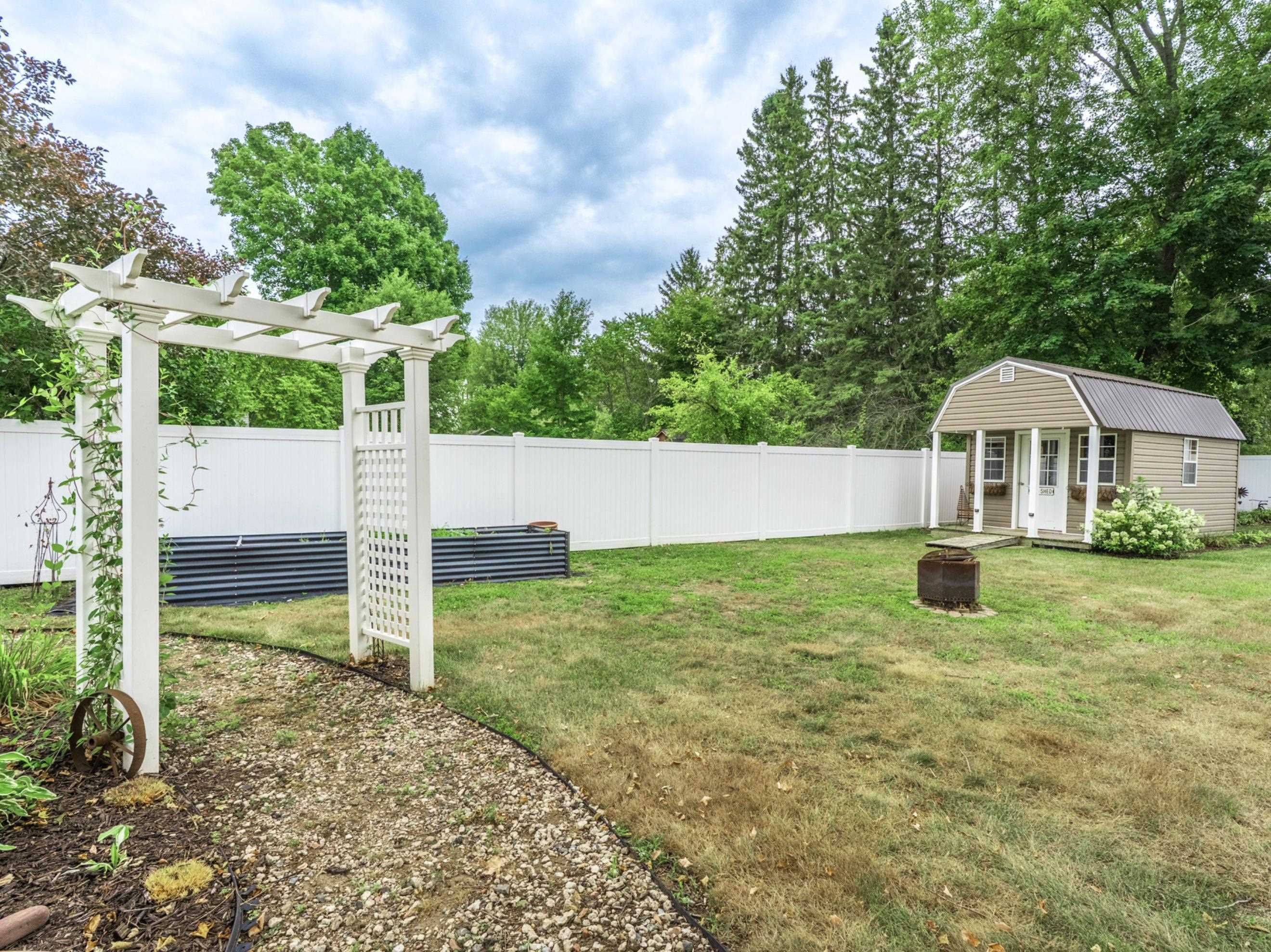 151611 ROBIN LANE, Wausau, Wisconsin 54401, 3 Bedrooms Bedrooms, ,2 BathroomsBathrooms,Residential,For Sale,151611 ROBIN LANE,22603968