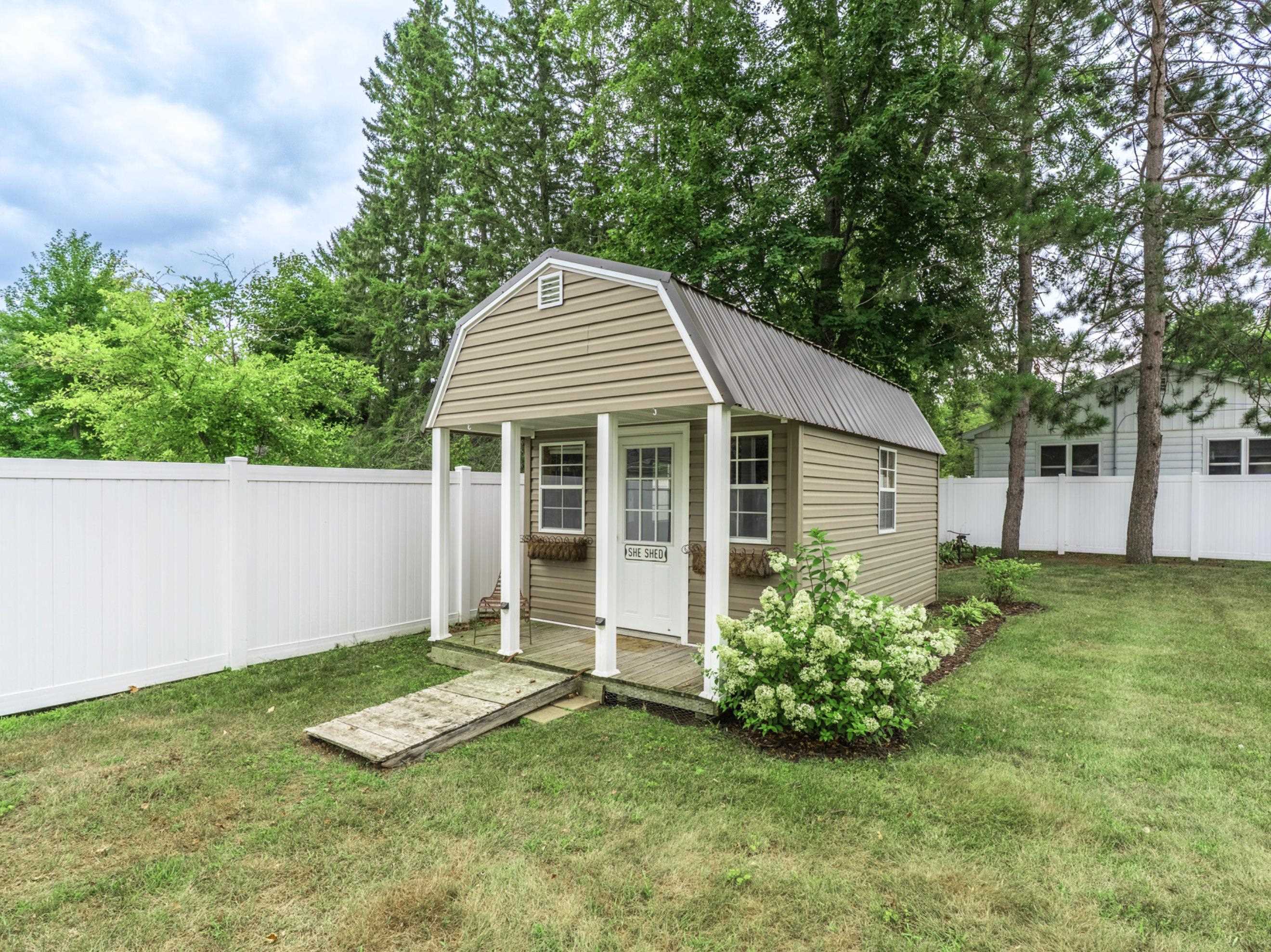 151611 ROBIN LANE, Wausau, Wisconsin 54401, 3 Bedrooms Bedrooms, ,2 BathroomsBathrooms,Residential,For Sale,151611 ROBIN LANE,22603968