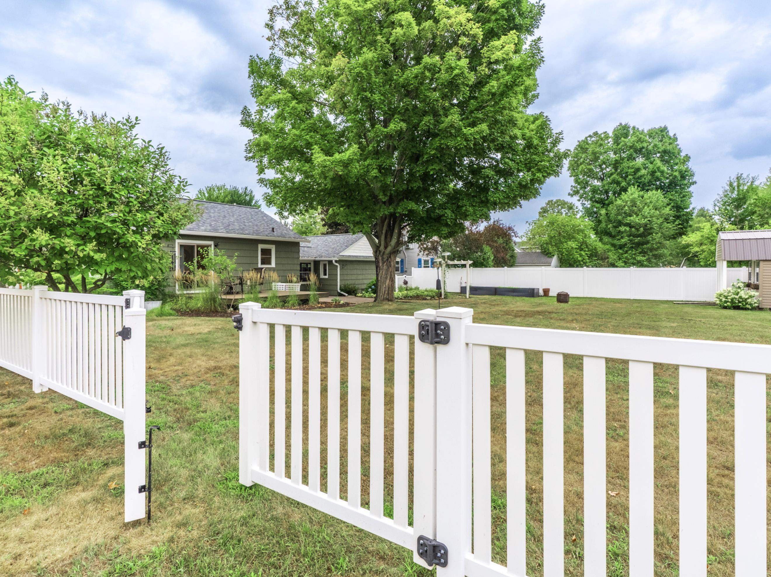 151611 ROBIN LANE, Wausau, Wisconsin 54401, 3 Bedrooms Bedrooms, ,2 BathroomsBathrooms,Residential,For Sale,151611 ROBIN LANE,22603968