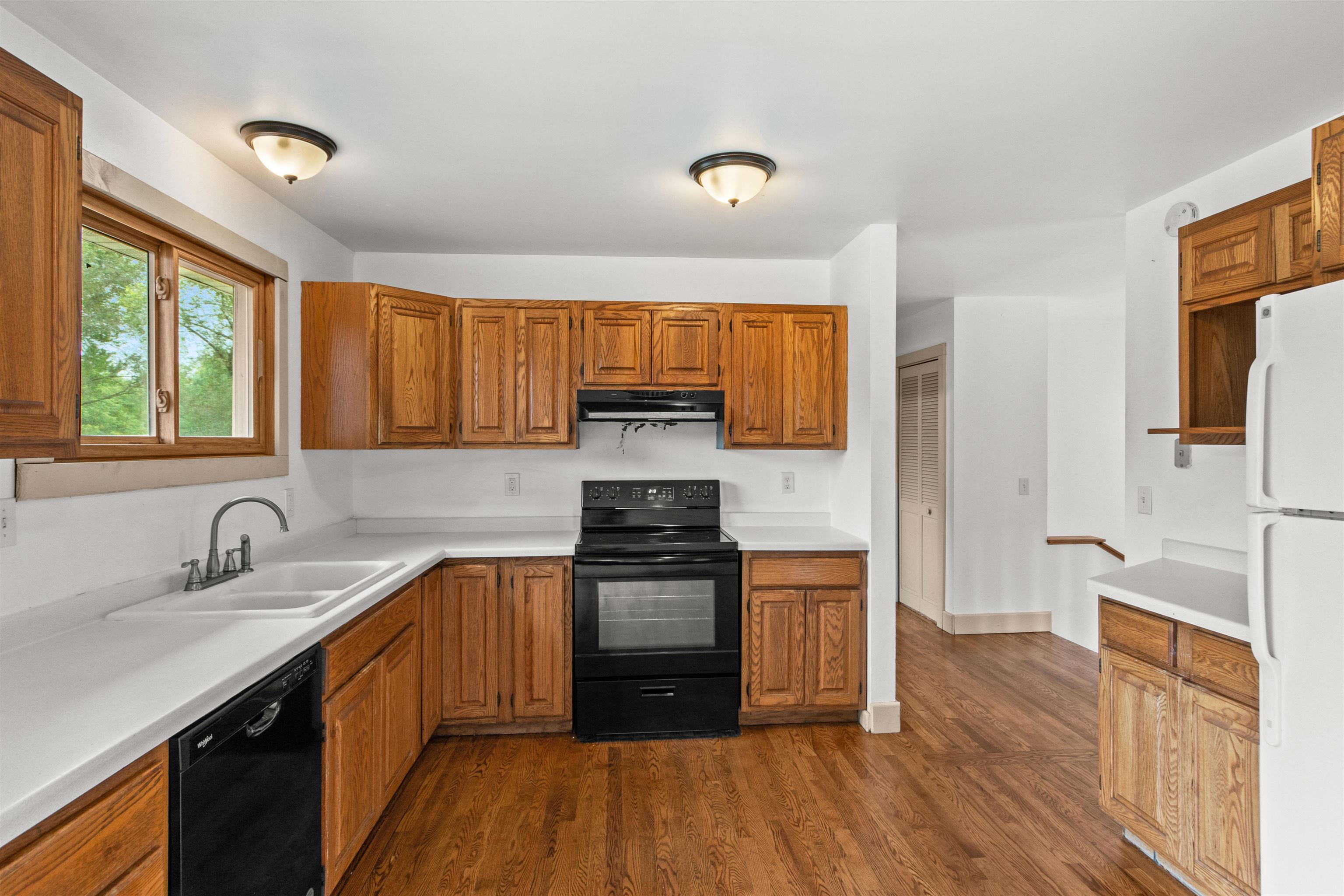526 COUNTY ROAD JJ, Nekoosa, Wisconsin 54457, 3 Bedrooms Bedrooms, ,1 BathroomBathrooms,Residential,For Sale,526 COUNTY ROAD JJ,22603971